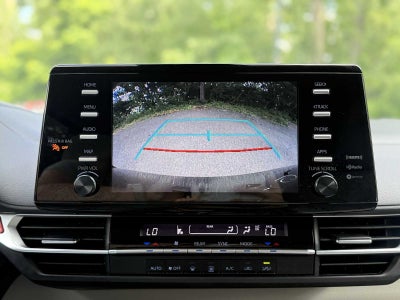 2022 Toyota Sienna LE
