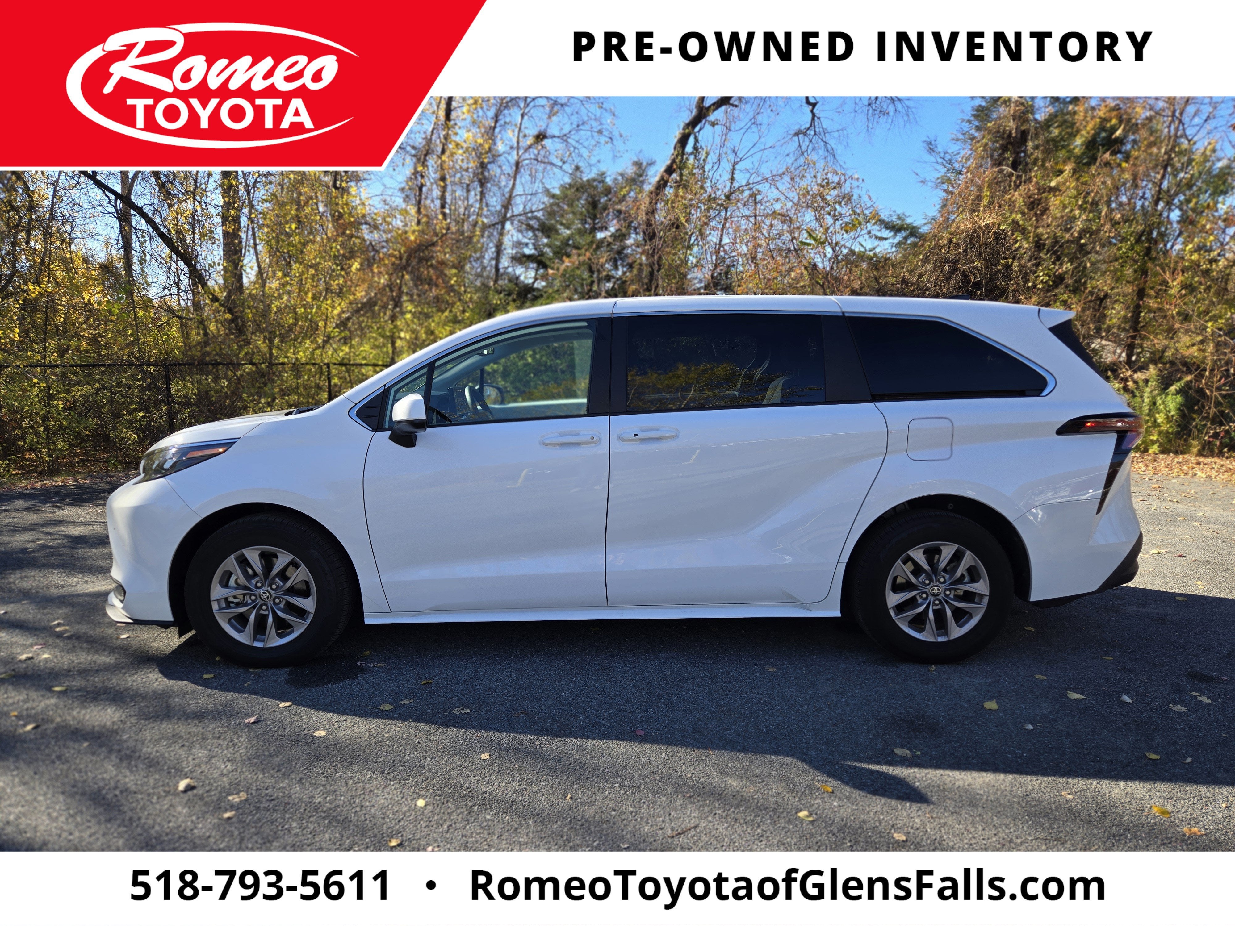2026 Toyota Sienna LE 8 Passenger