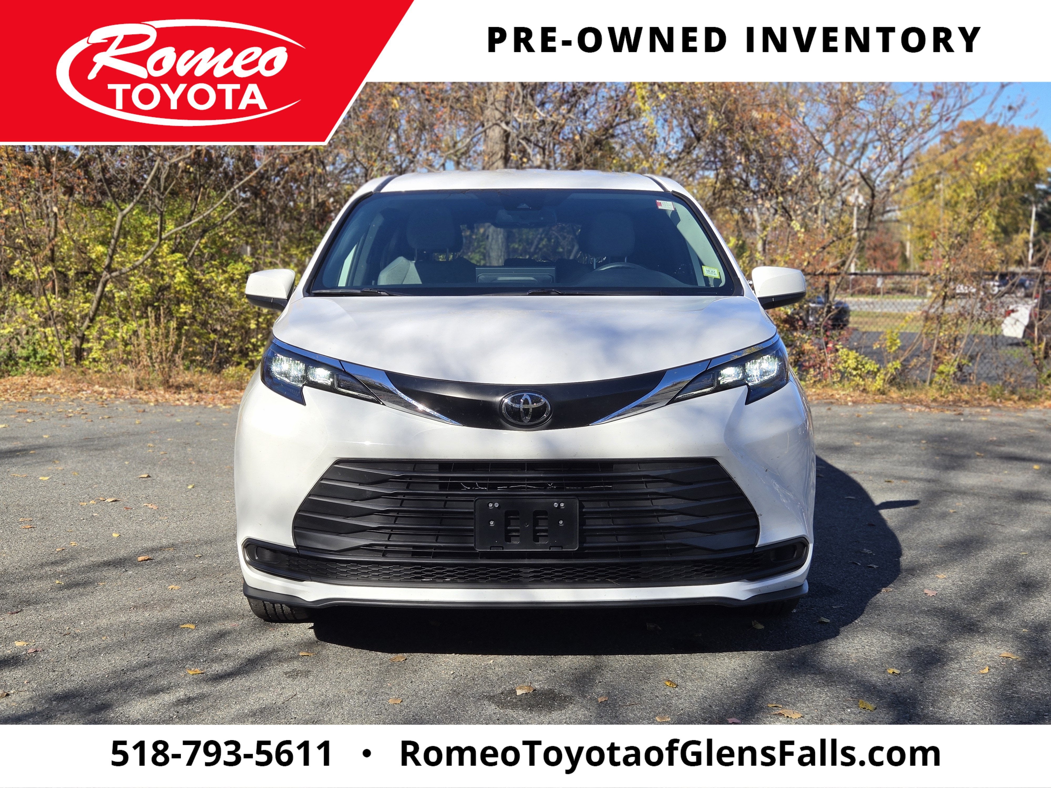 2026 Toyota Sienna LE 8 Passenger