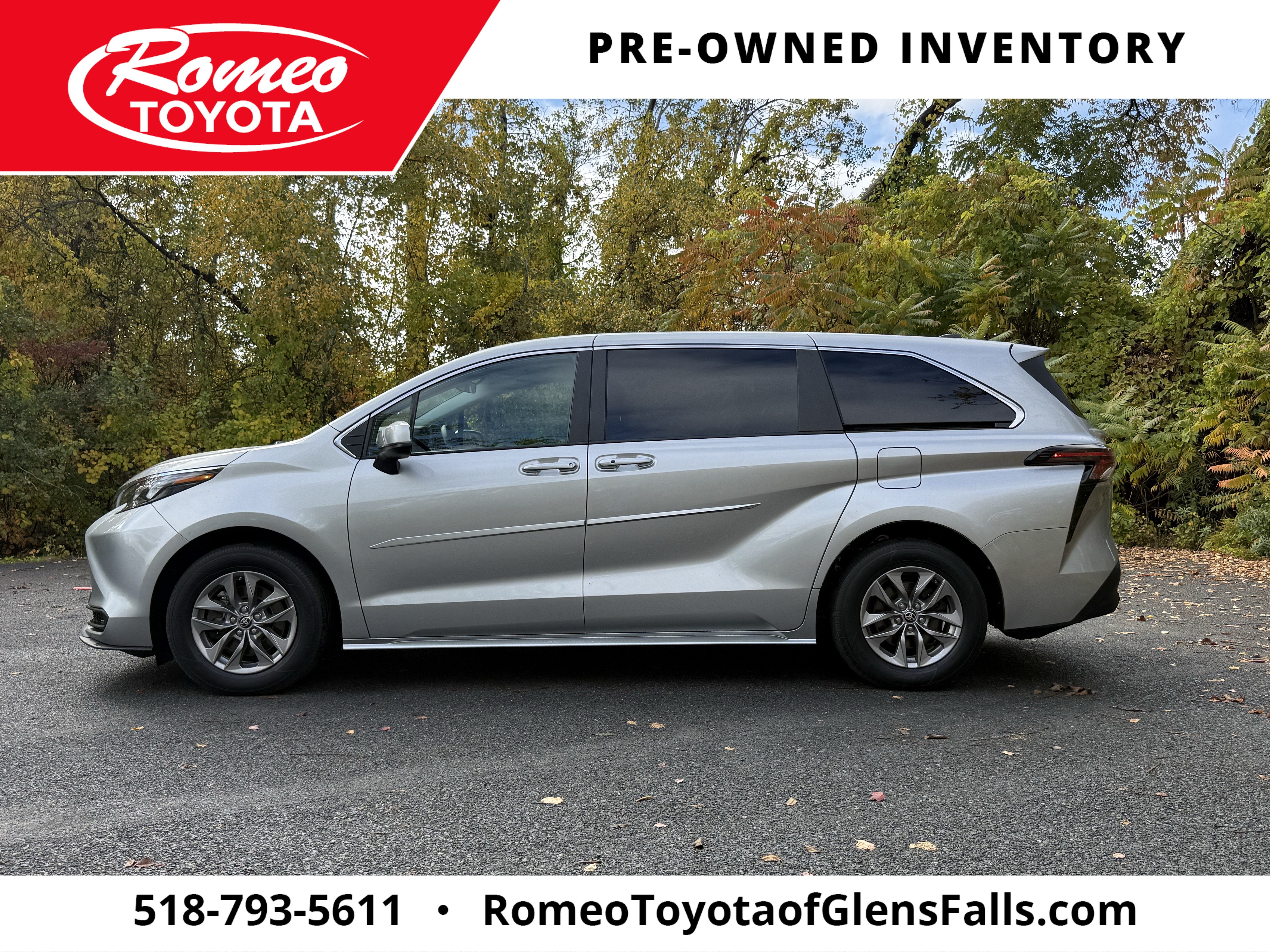 2024 Toyota Sienna LE 8 Passenger