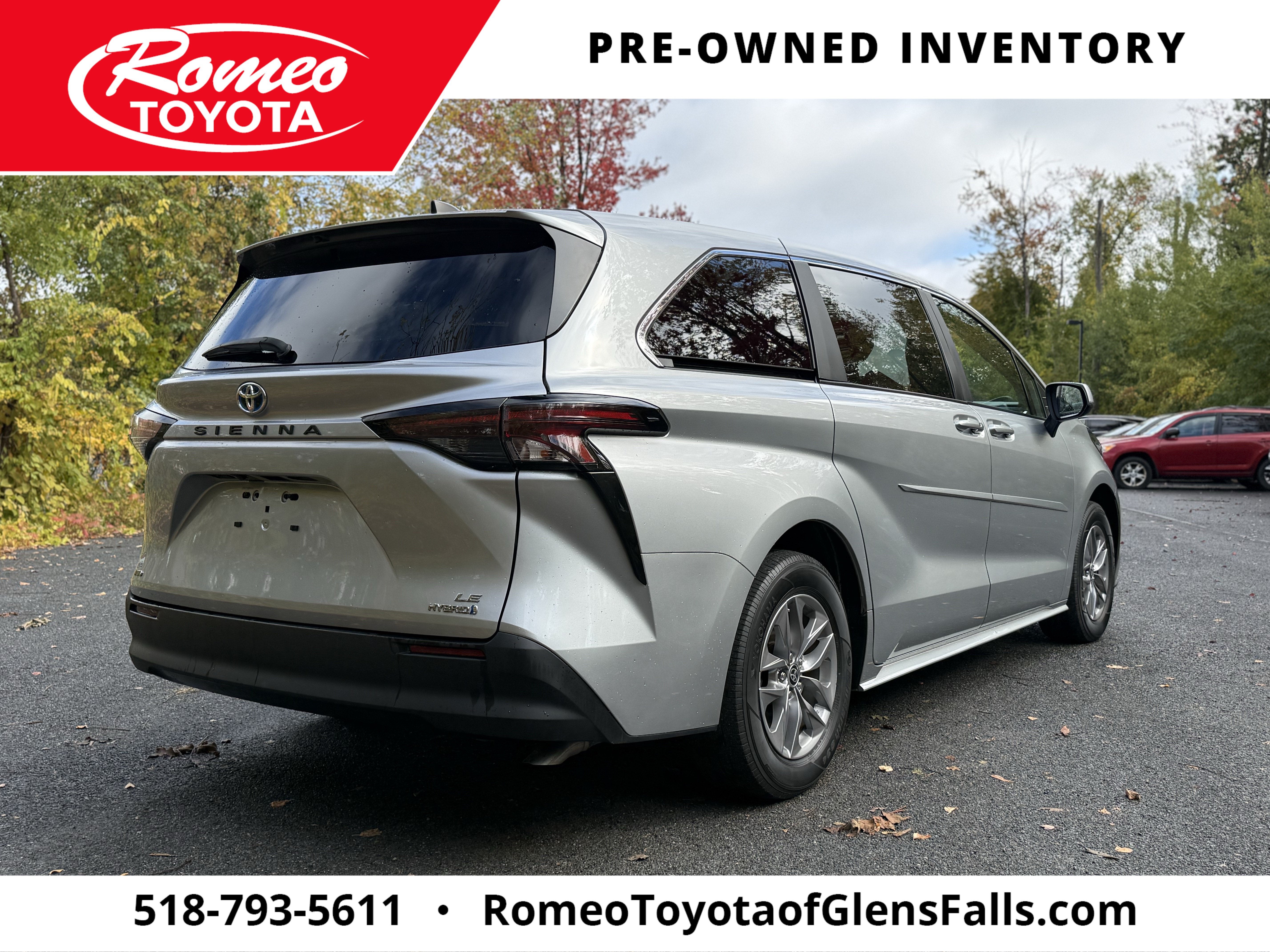 2024 Toyota Sienna LE 8 Passenger