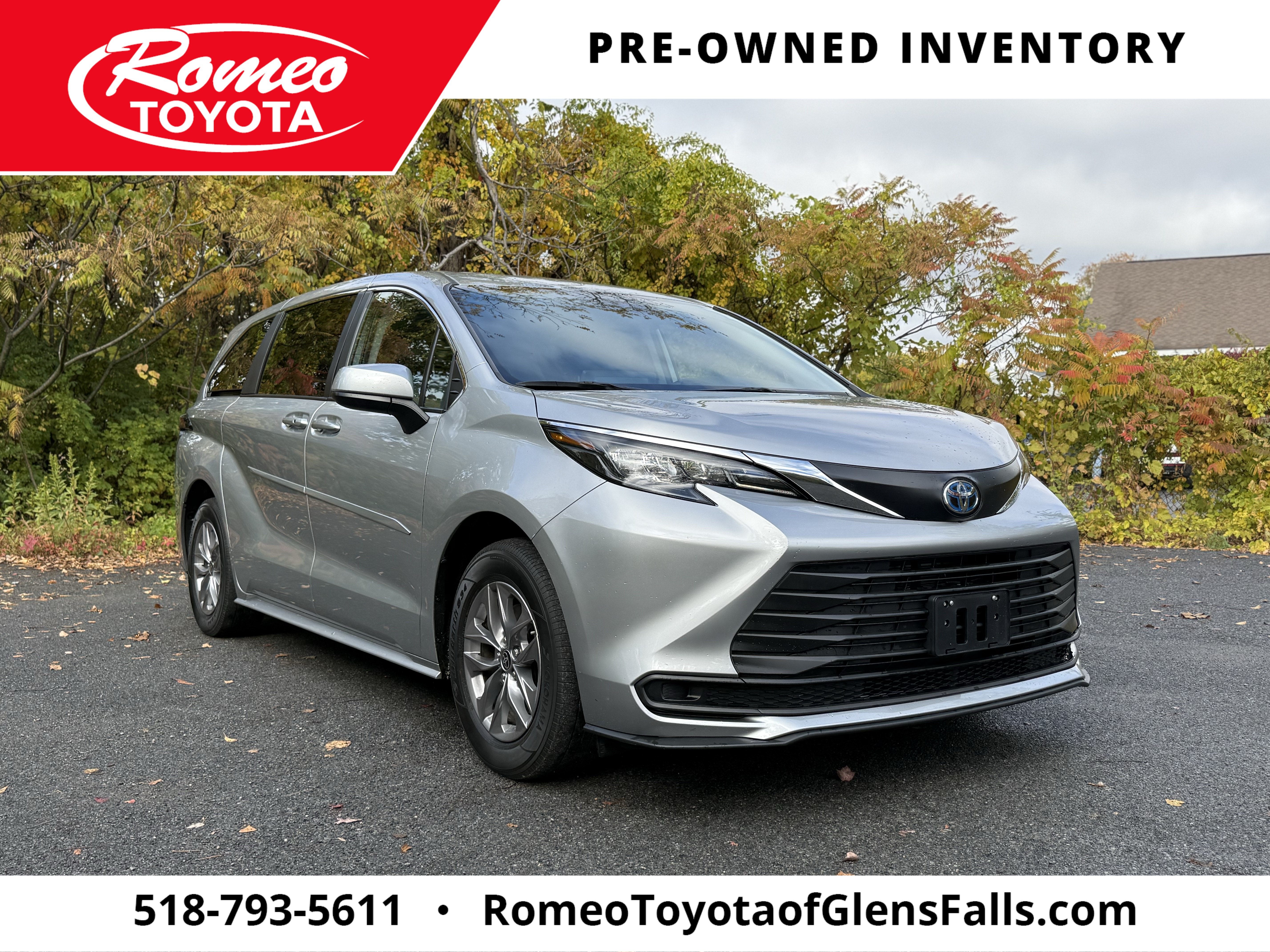 2024 Toyota Sienna LE 8 Passenger
