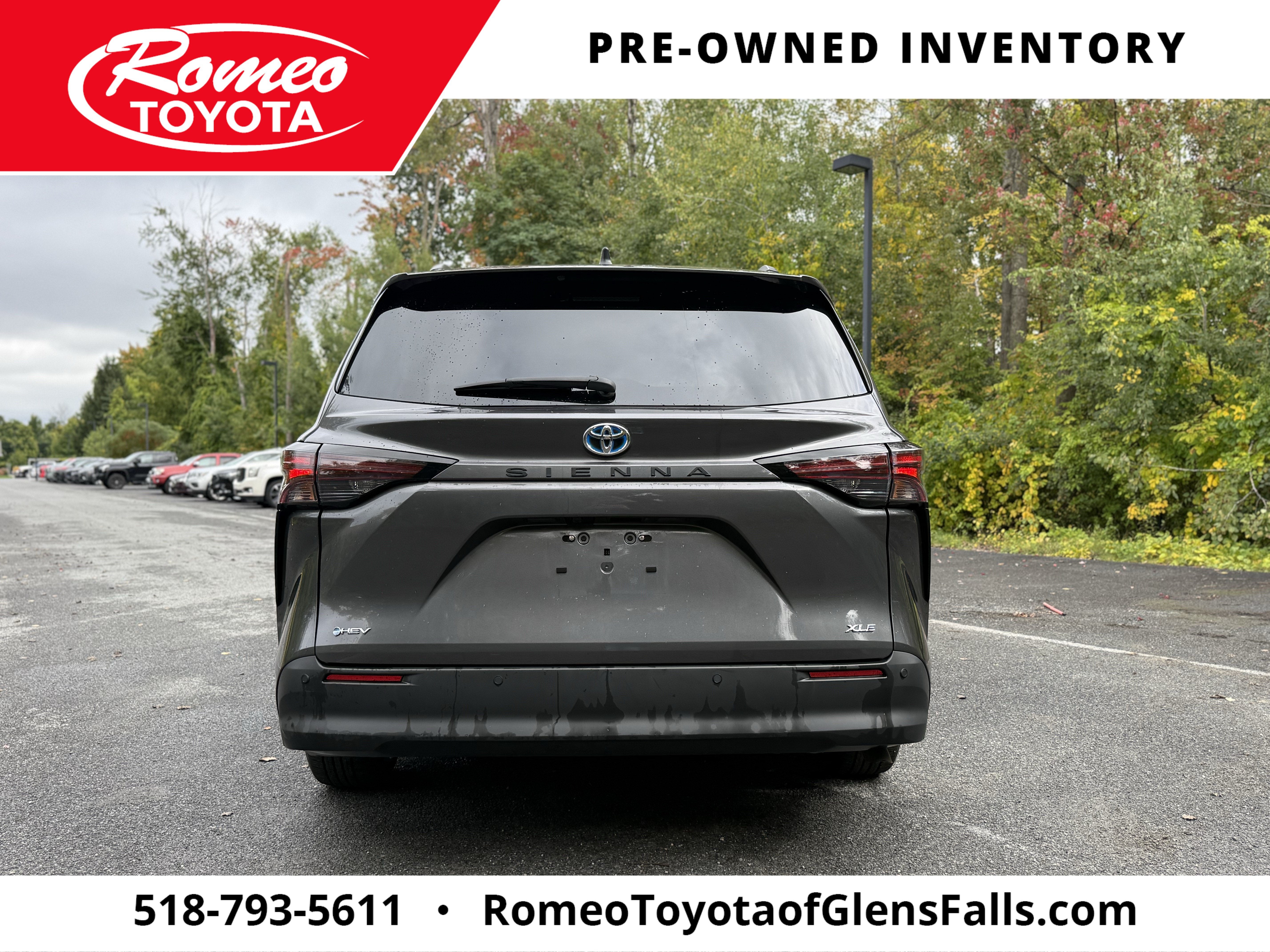 2025 Toyota Sienna XLE 8 Passenger