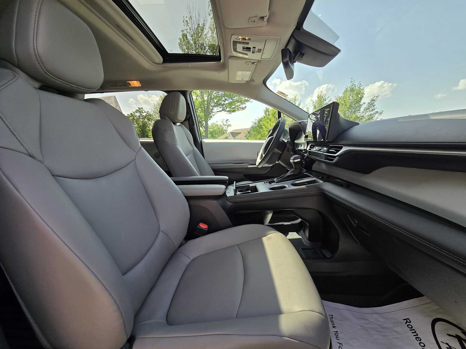 2025 Toyota Sienna XLE