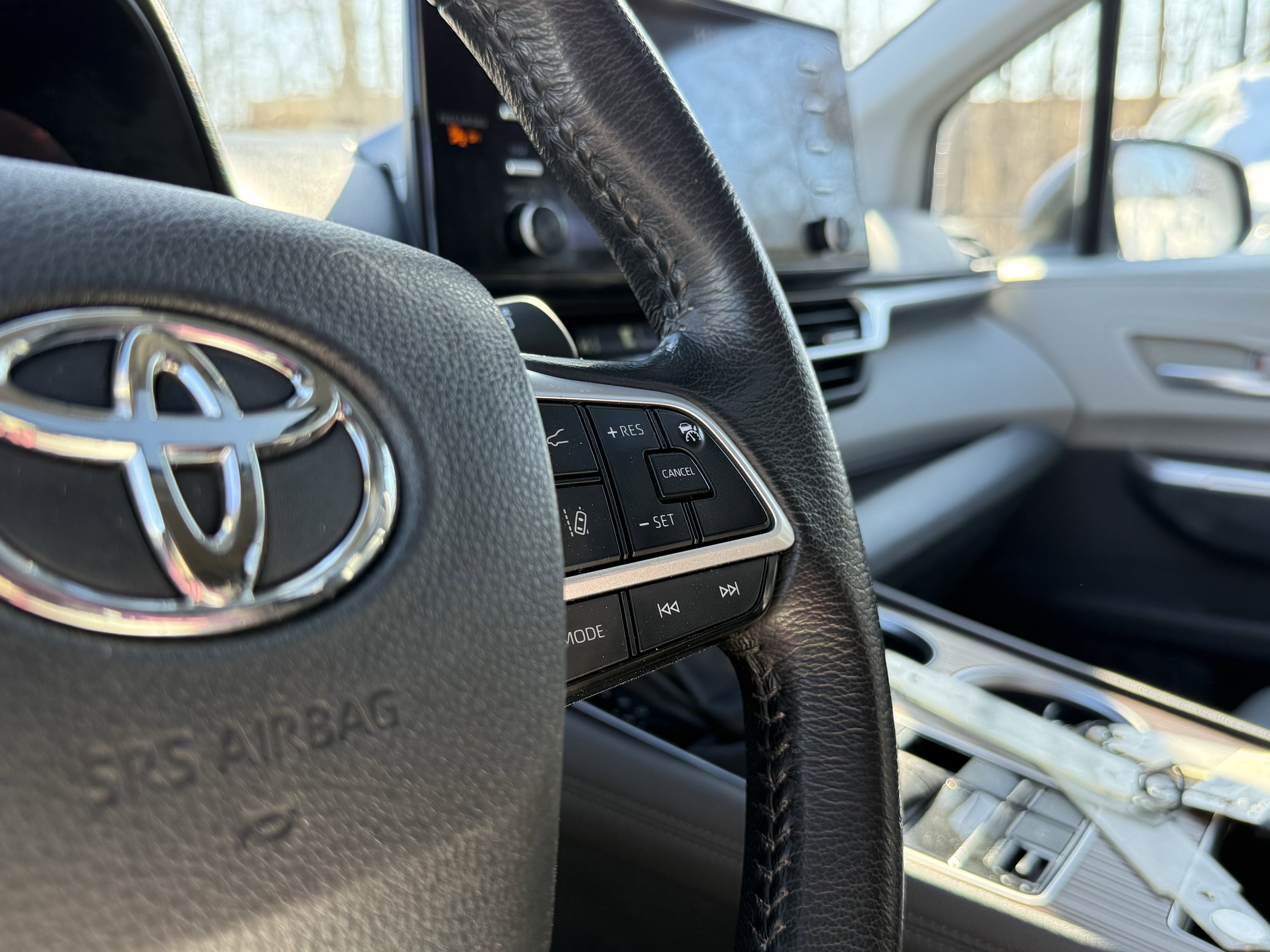 2023 Toyota Sienna XLE