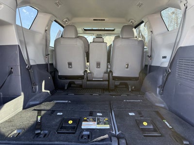 2023 Toyota Sienna XLE