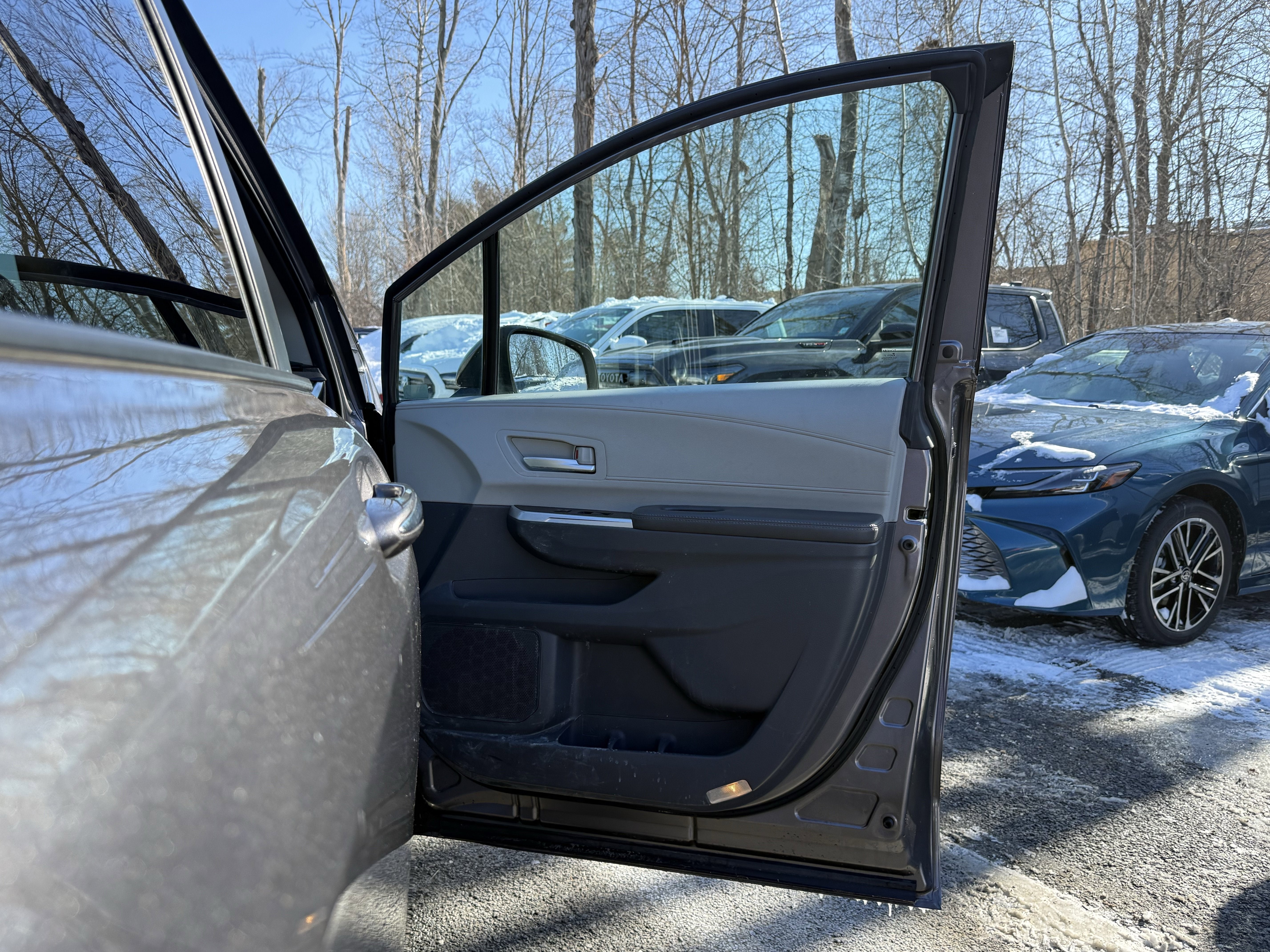 2023 Toyota Sienna XLE