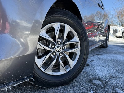 2023 Toyota Sienna XLE