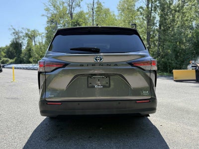 2021 Toyota Sienna XLE 7 Passenger