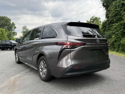 2021 Toyota Sienna XLE