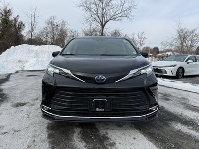 2023 Toyota Sienna XLE 7 Passenger