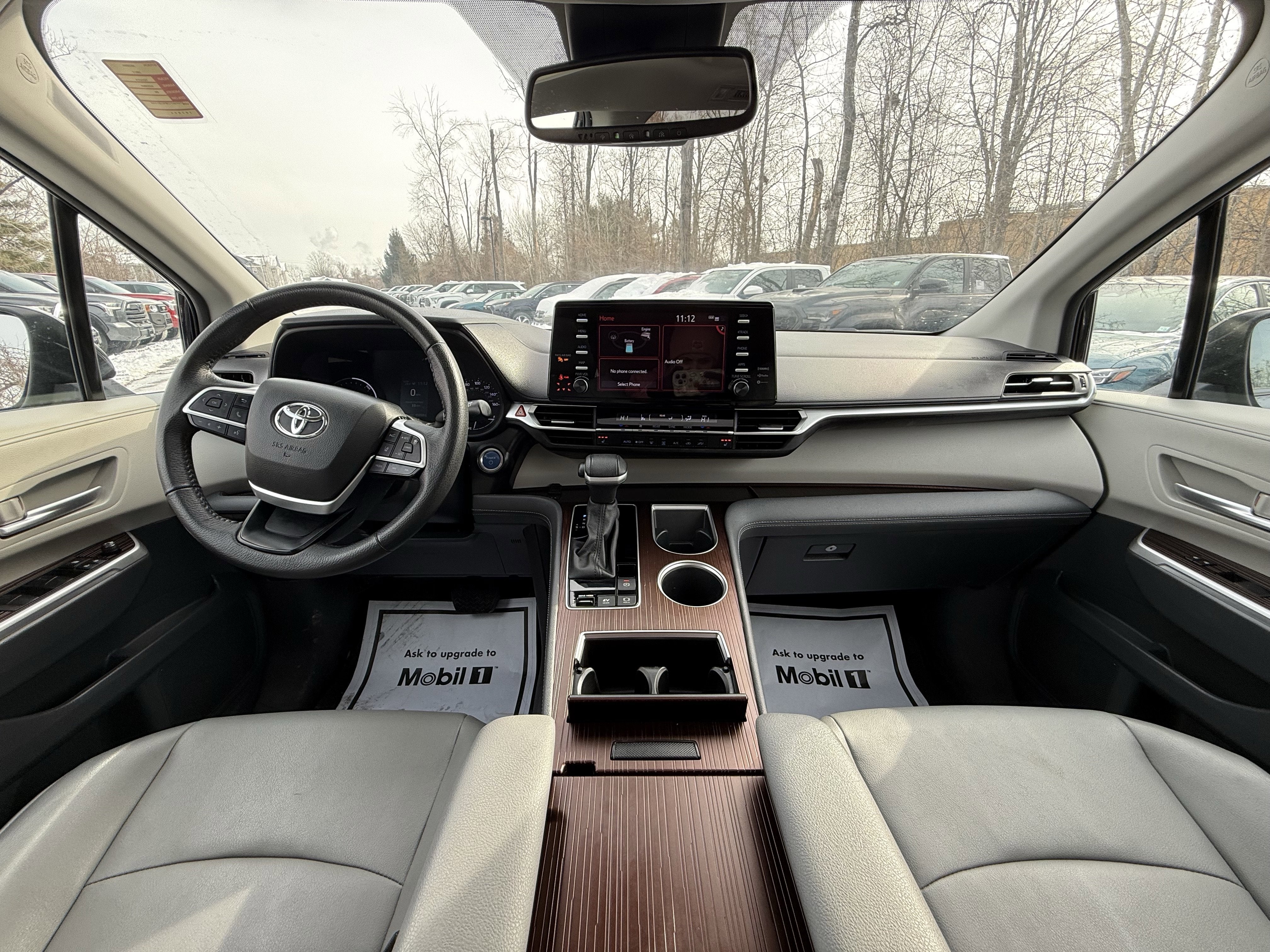 2023 Toyota Sienna XLE 7 Passenger