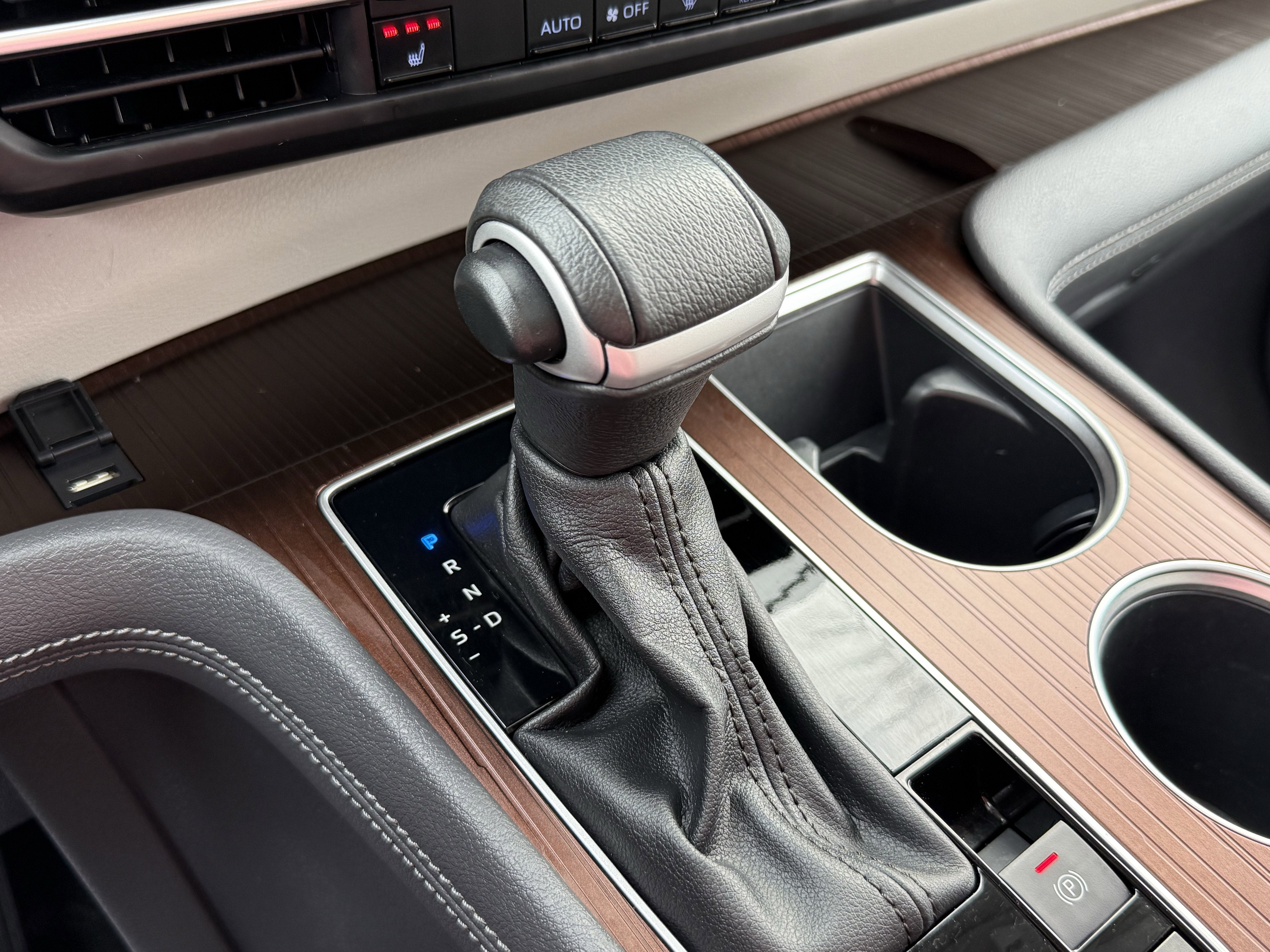 2023 Toyota Sienna XLE 7 Passenger