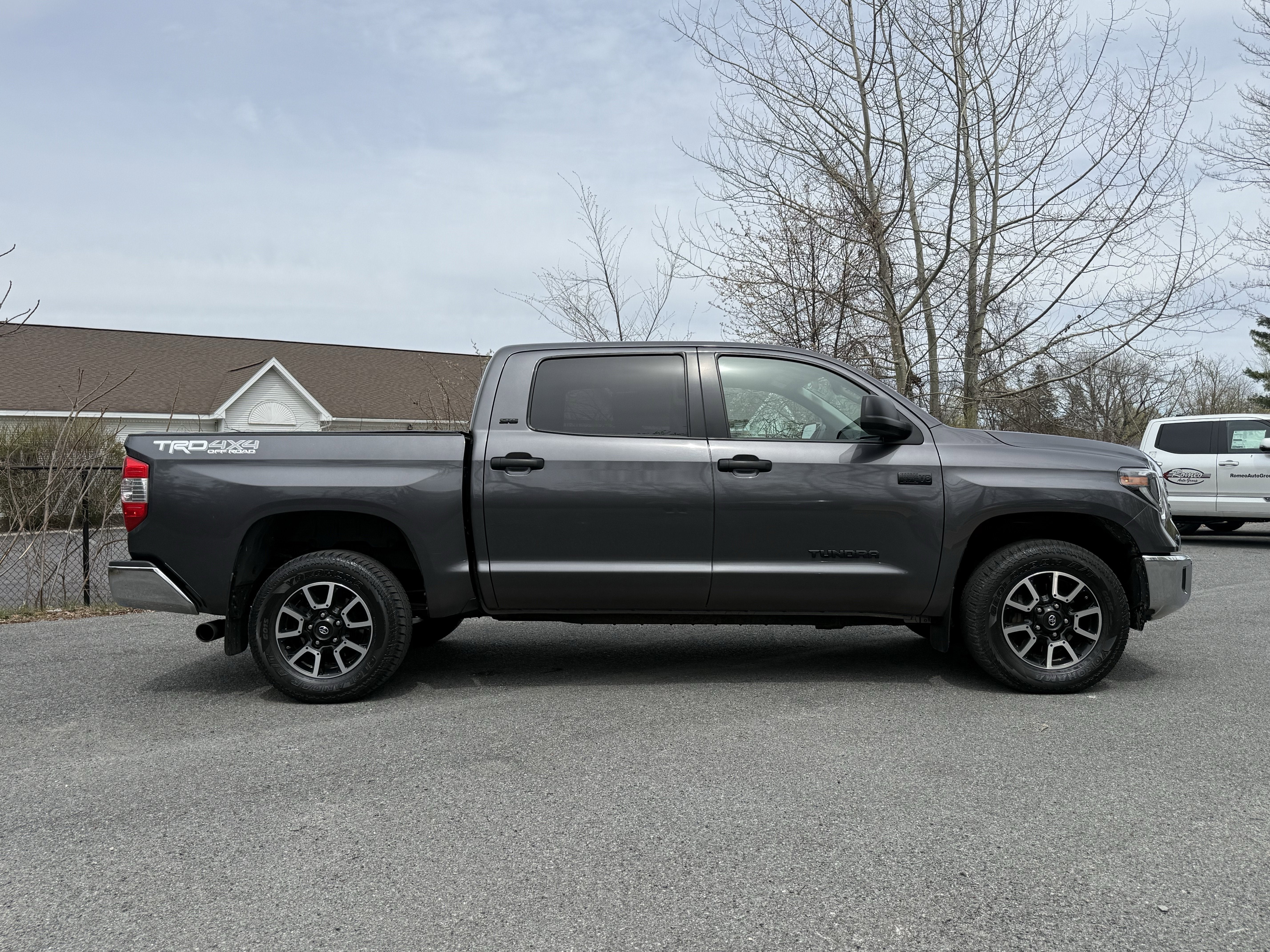 2020 Toyota Tundra SR5