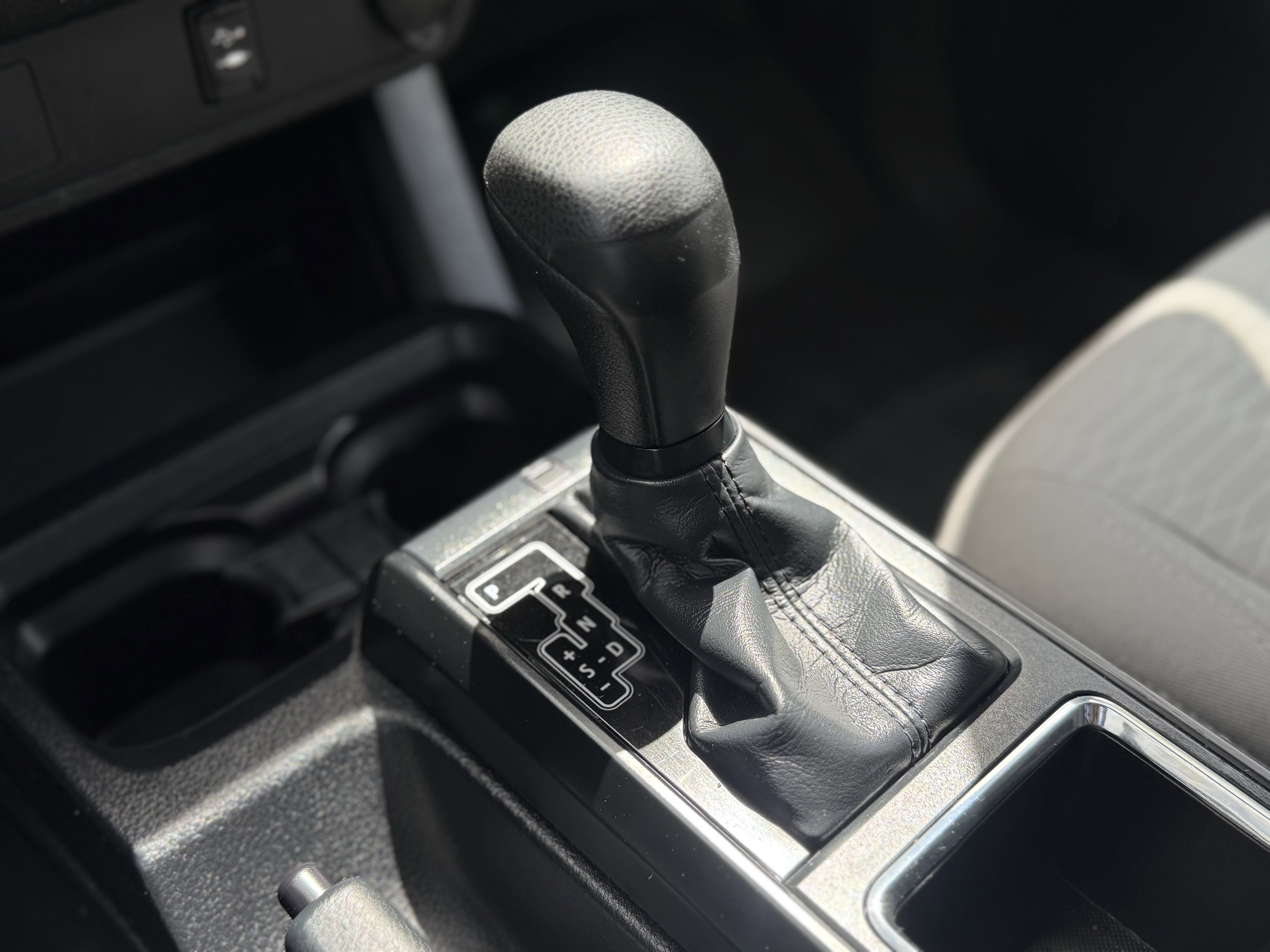 2019 Toyota Tacoma SR