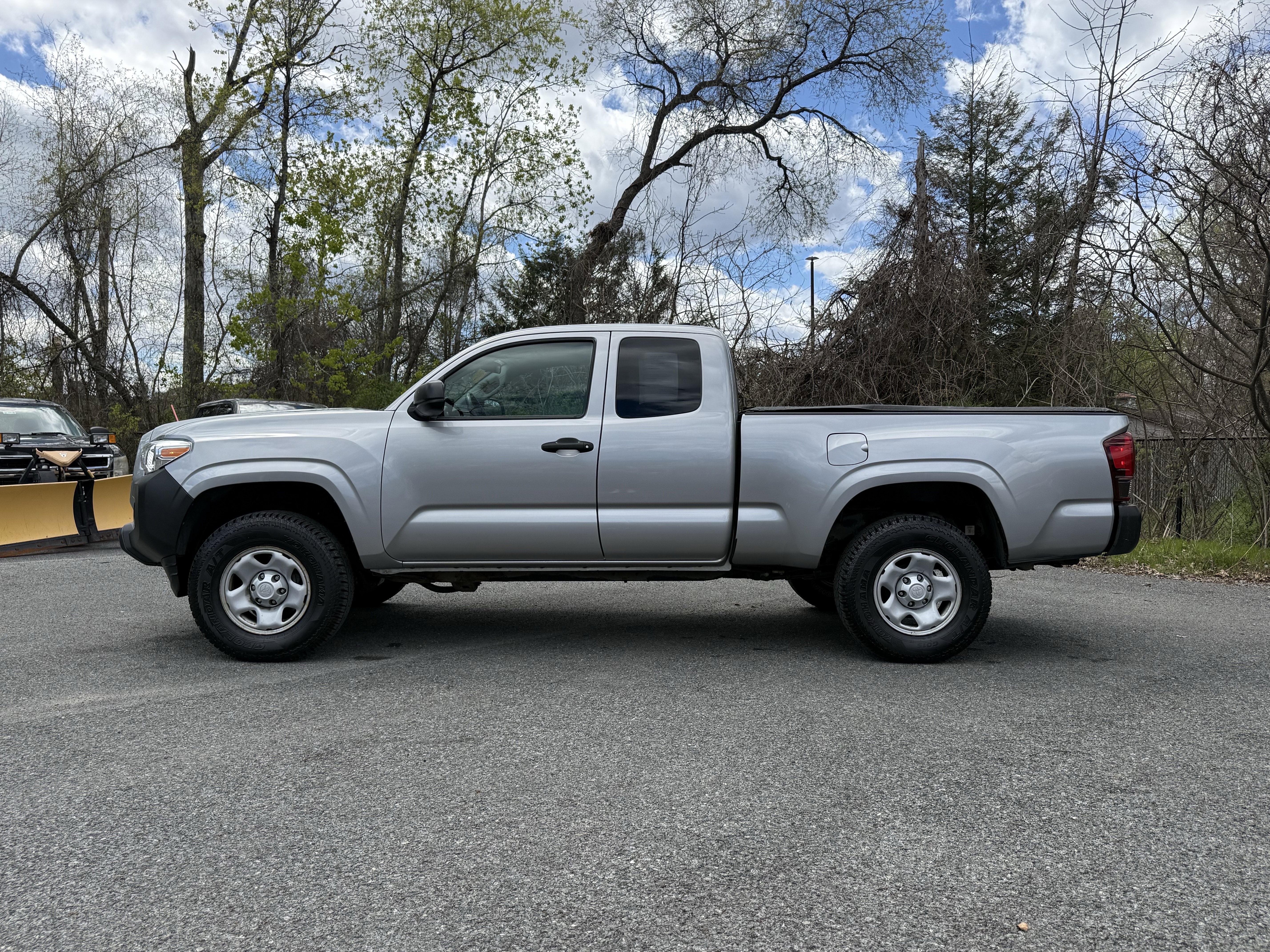 2019 Toyota Tacoma SR