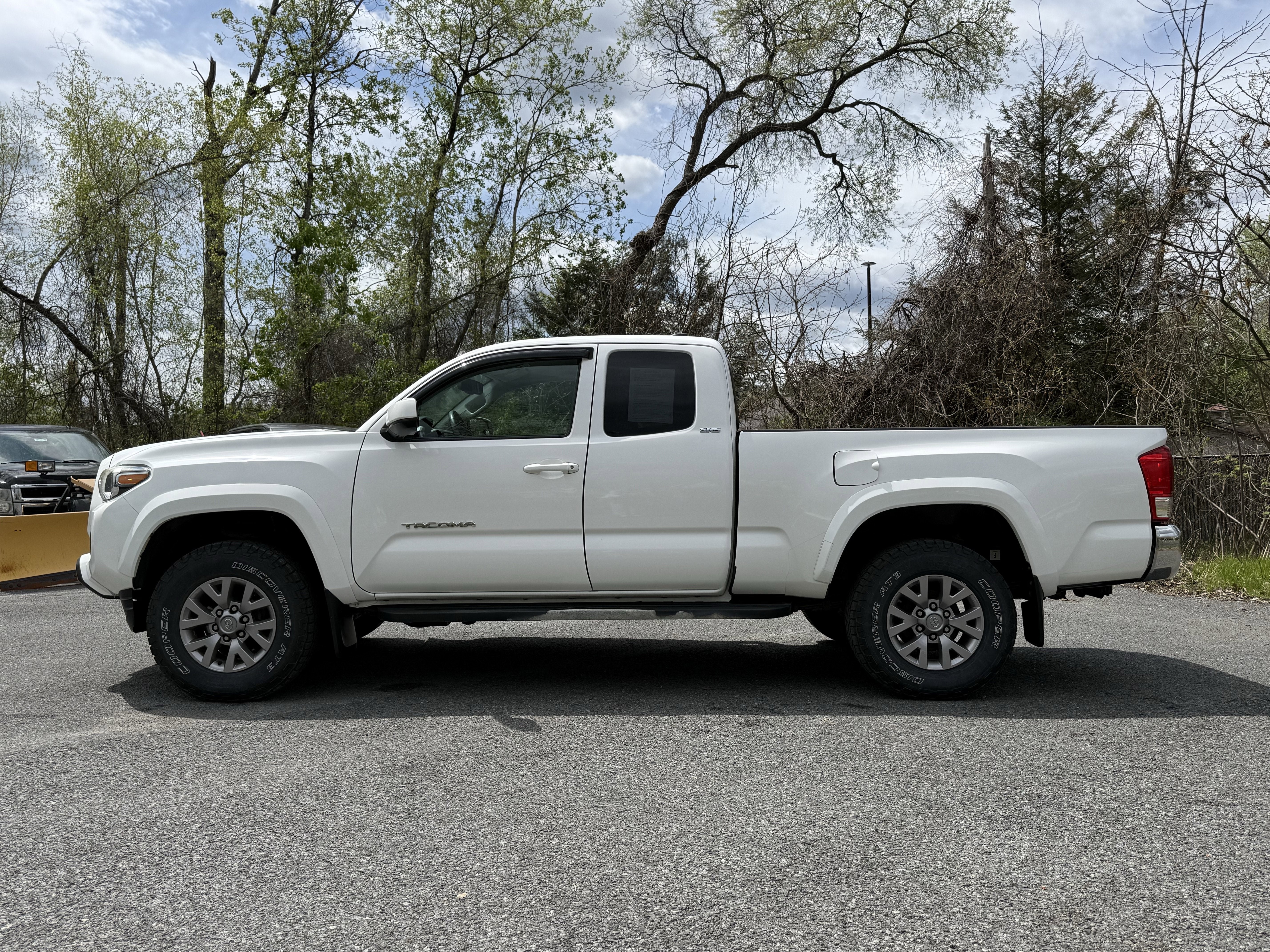 2017 Toyota Tacoma SR5