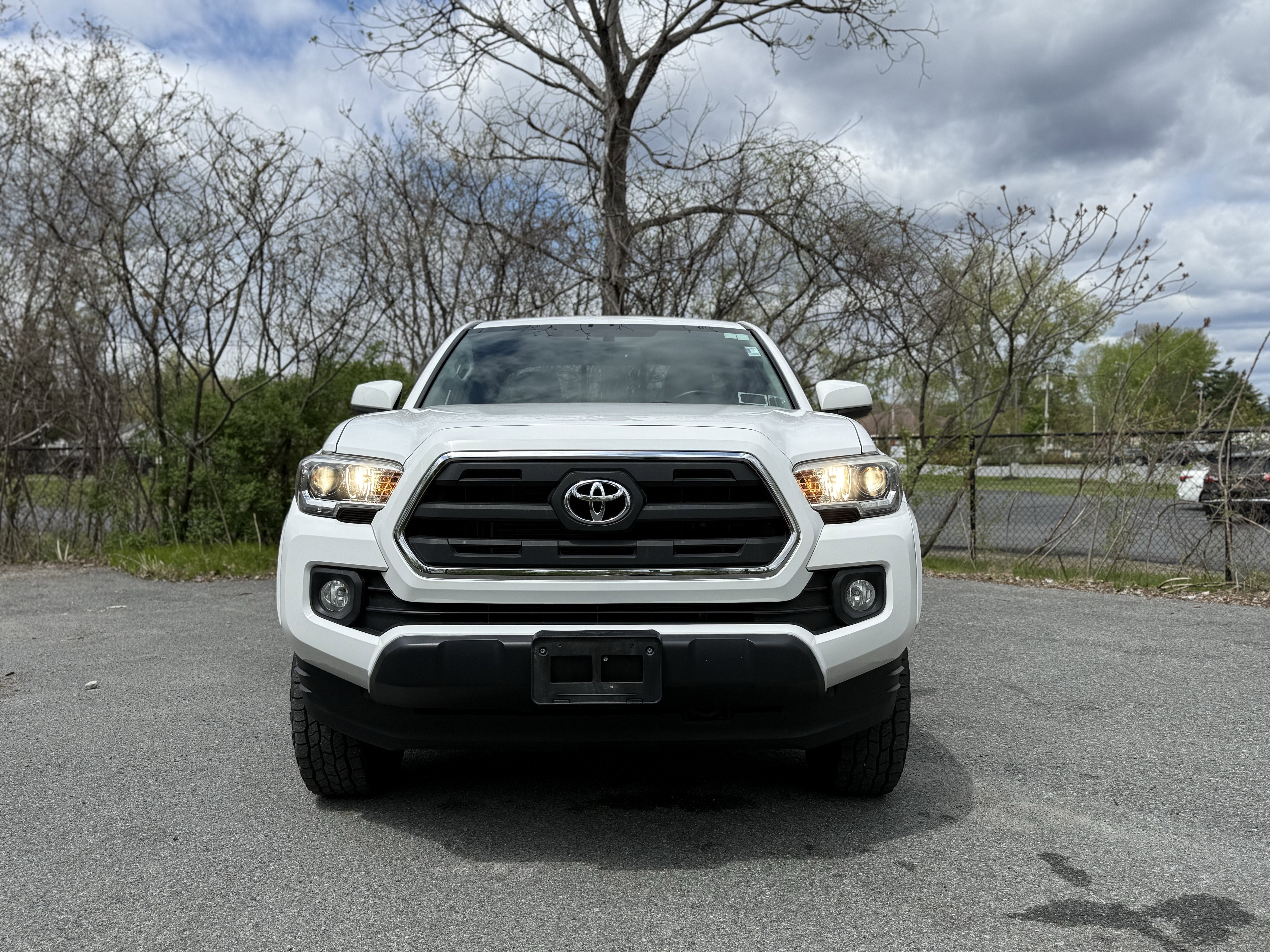 2017 Toyota Tacoma SR5