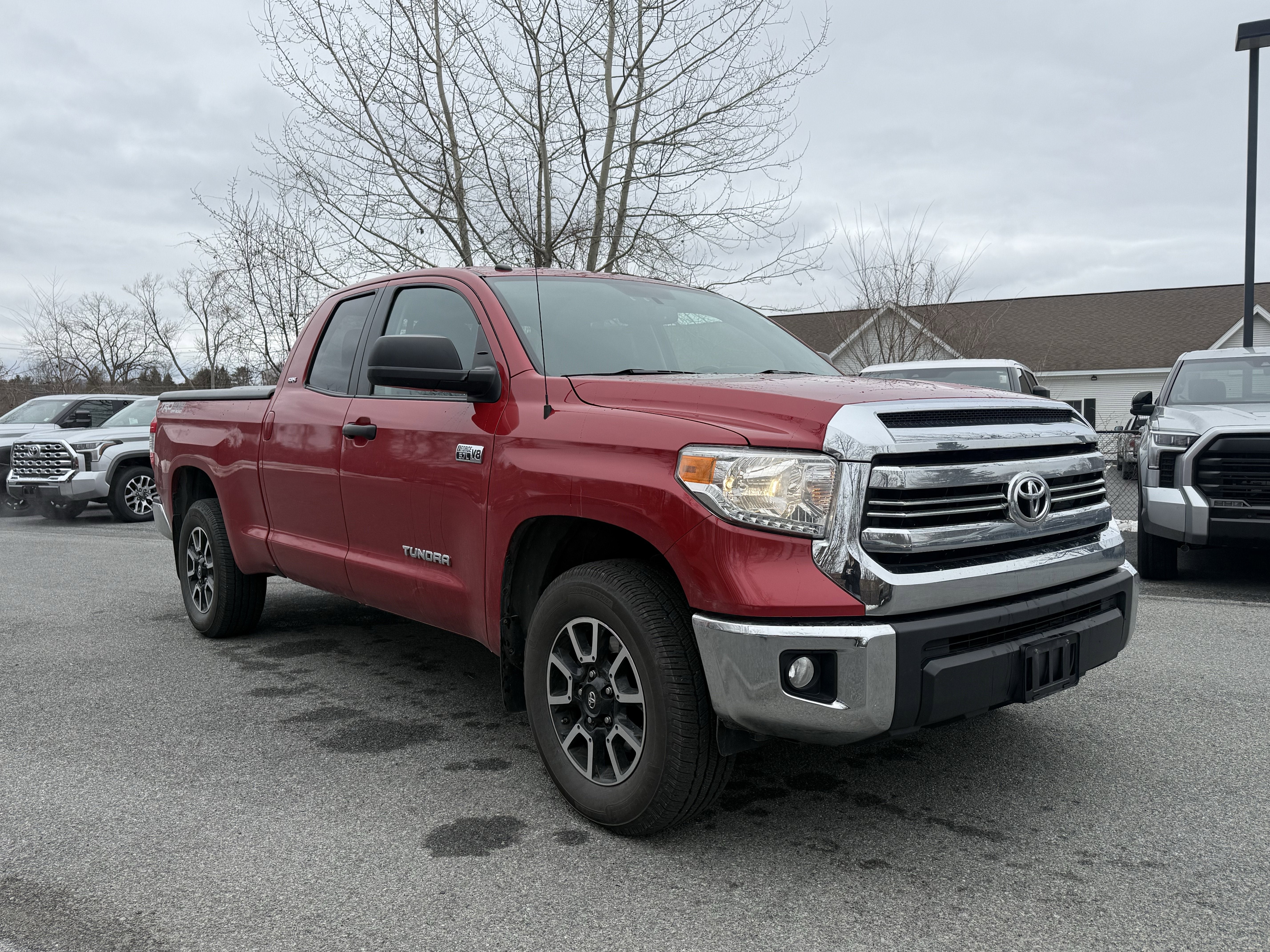 2016 Toyota Tundra SR5
