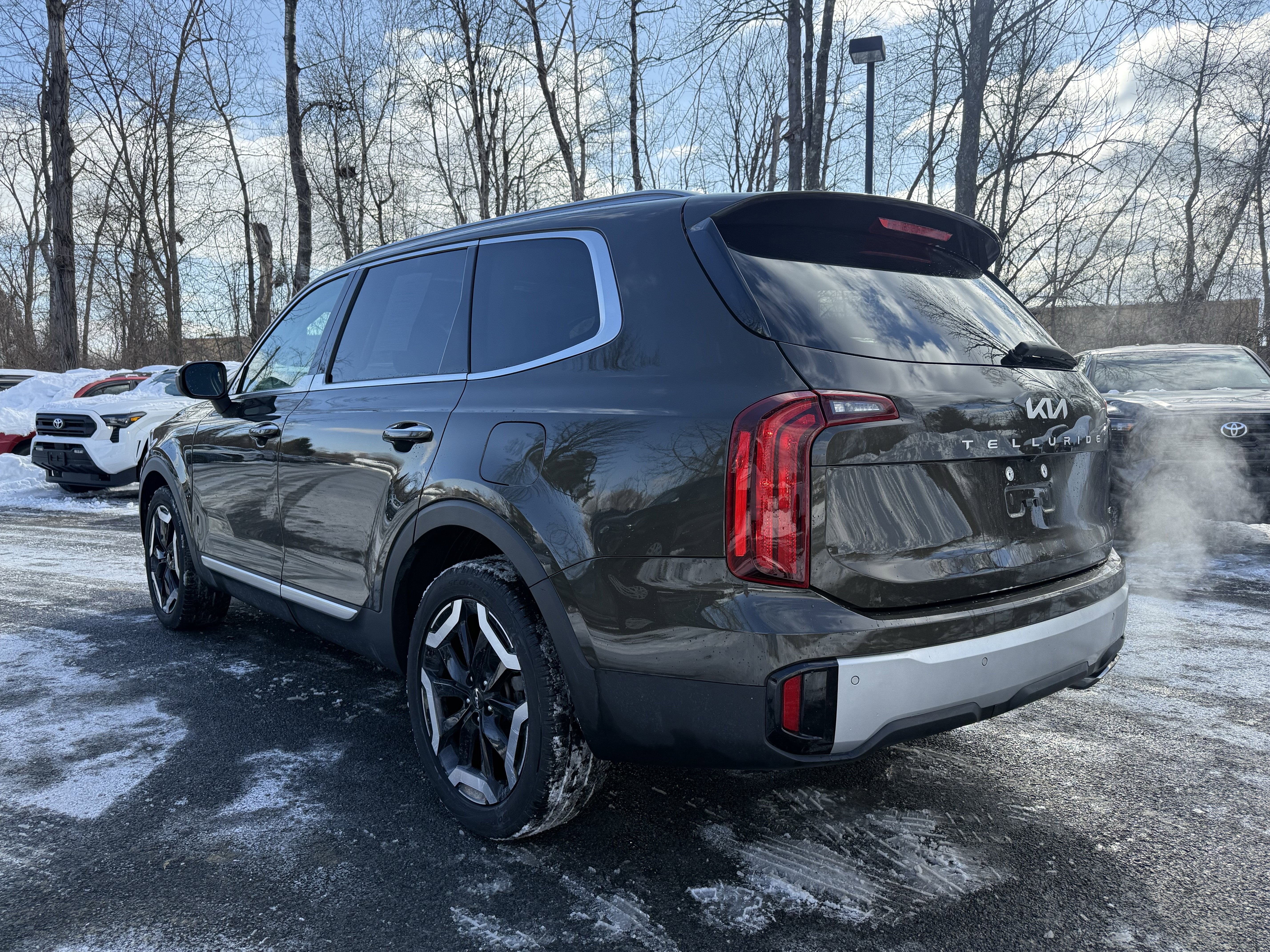 2024 Kia Telluride S