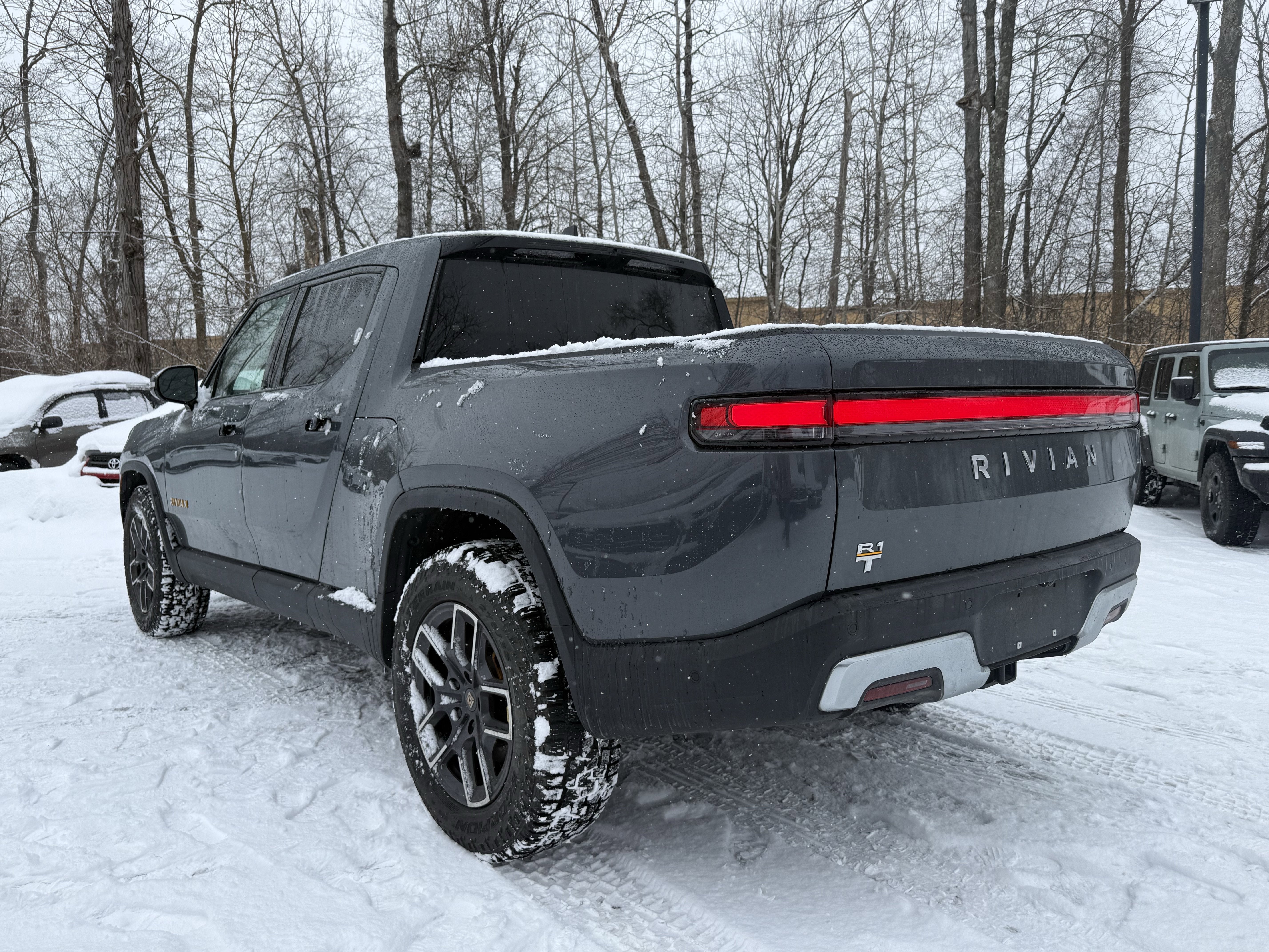 2022 Rivian R1T Adventure