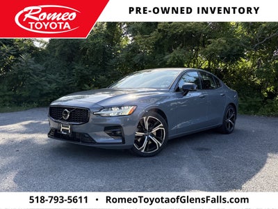 2024 Volvo S60 B5 Plus Dark Theme