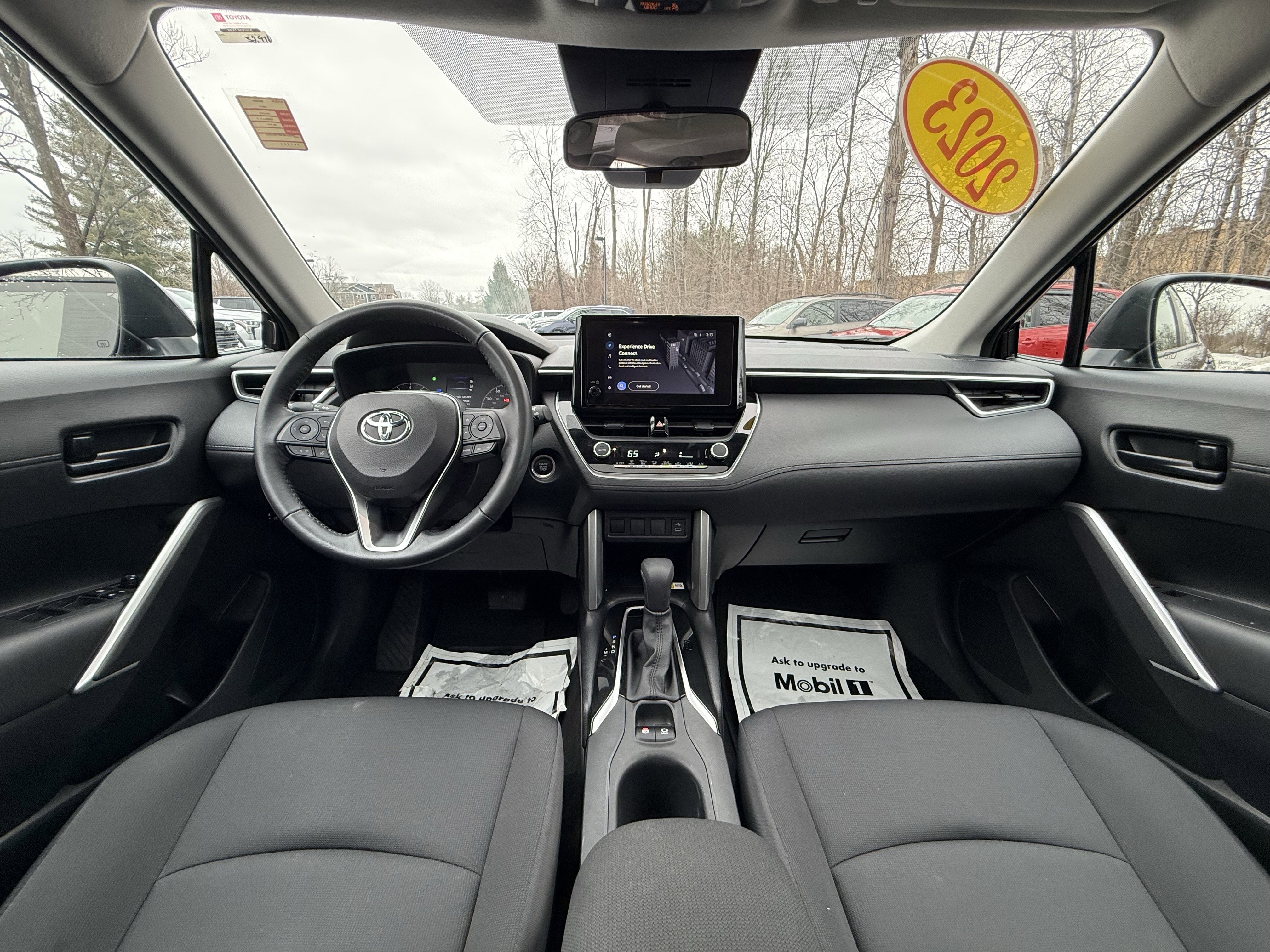 2023 Toyota Corolla Cross LE