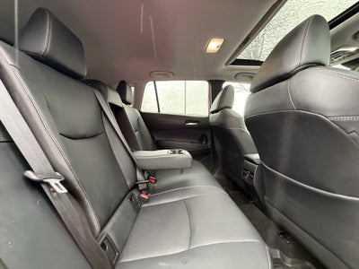 2023 Toyota Corolla Cross XLE