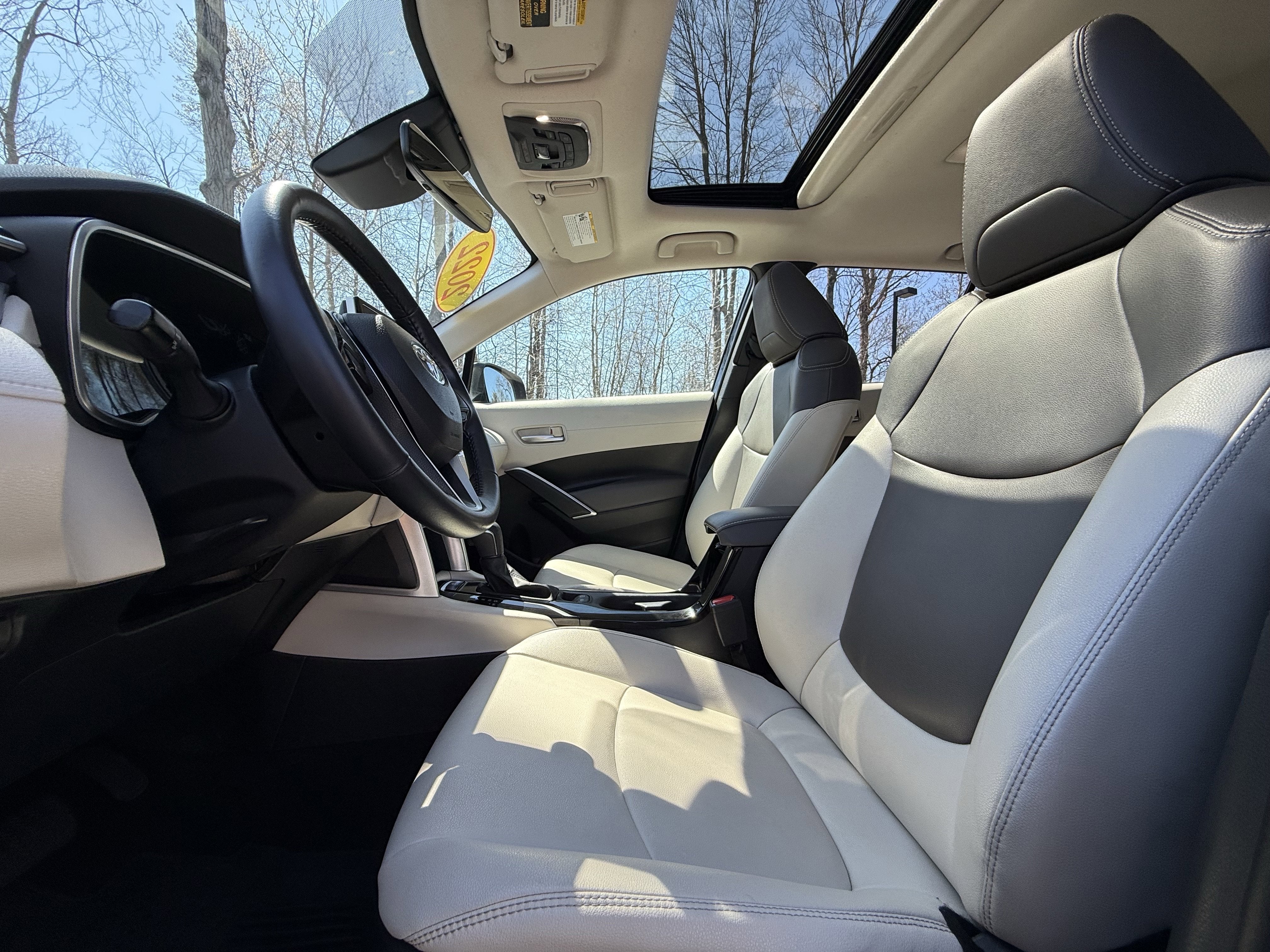 2022 Toyota Corolla Cross XLE