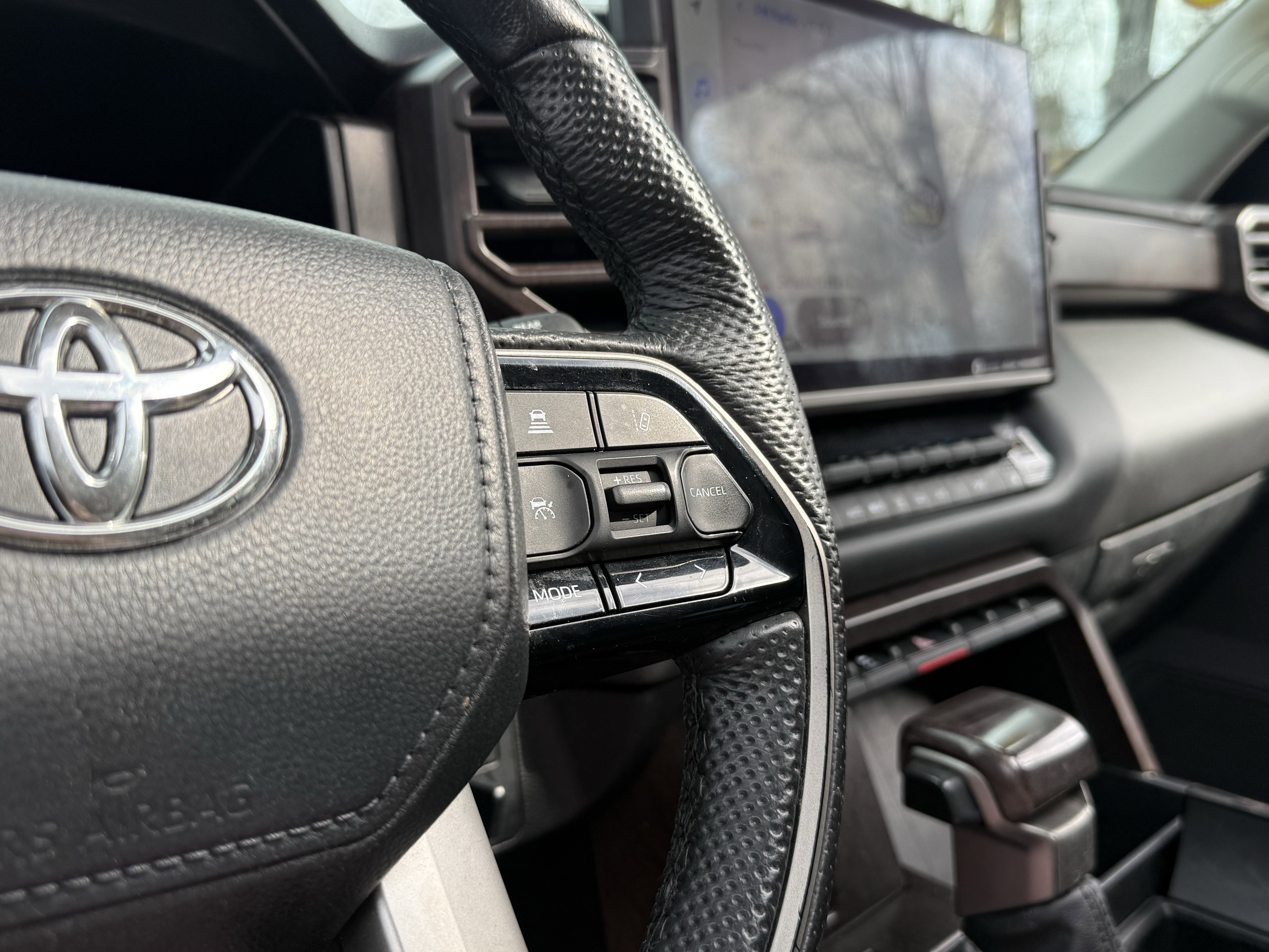 2024 Toyota Sequoia SR5