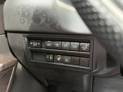 2024 Toyota Sequoia SR5