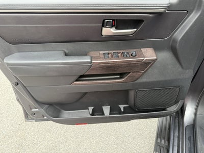 2024 Toyota Sequoia SR5