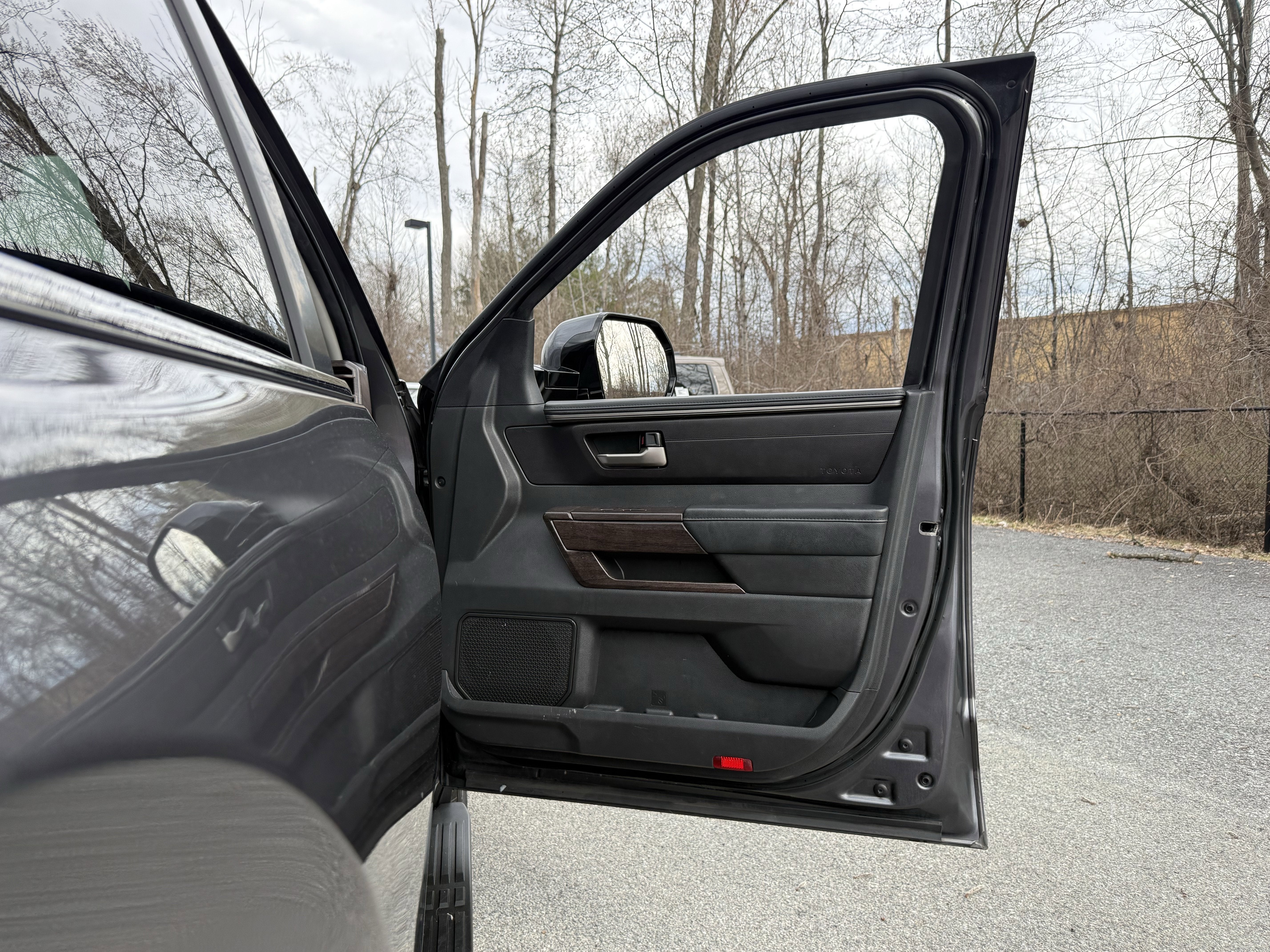 2024 Toyota Sequoia SR5