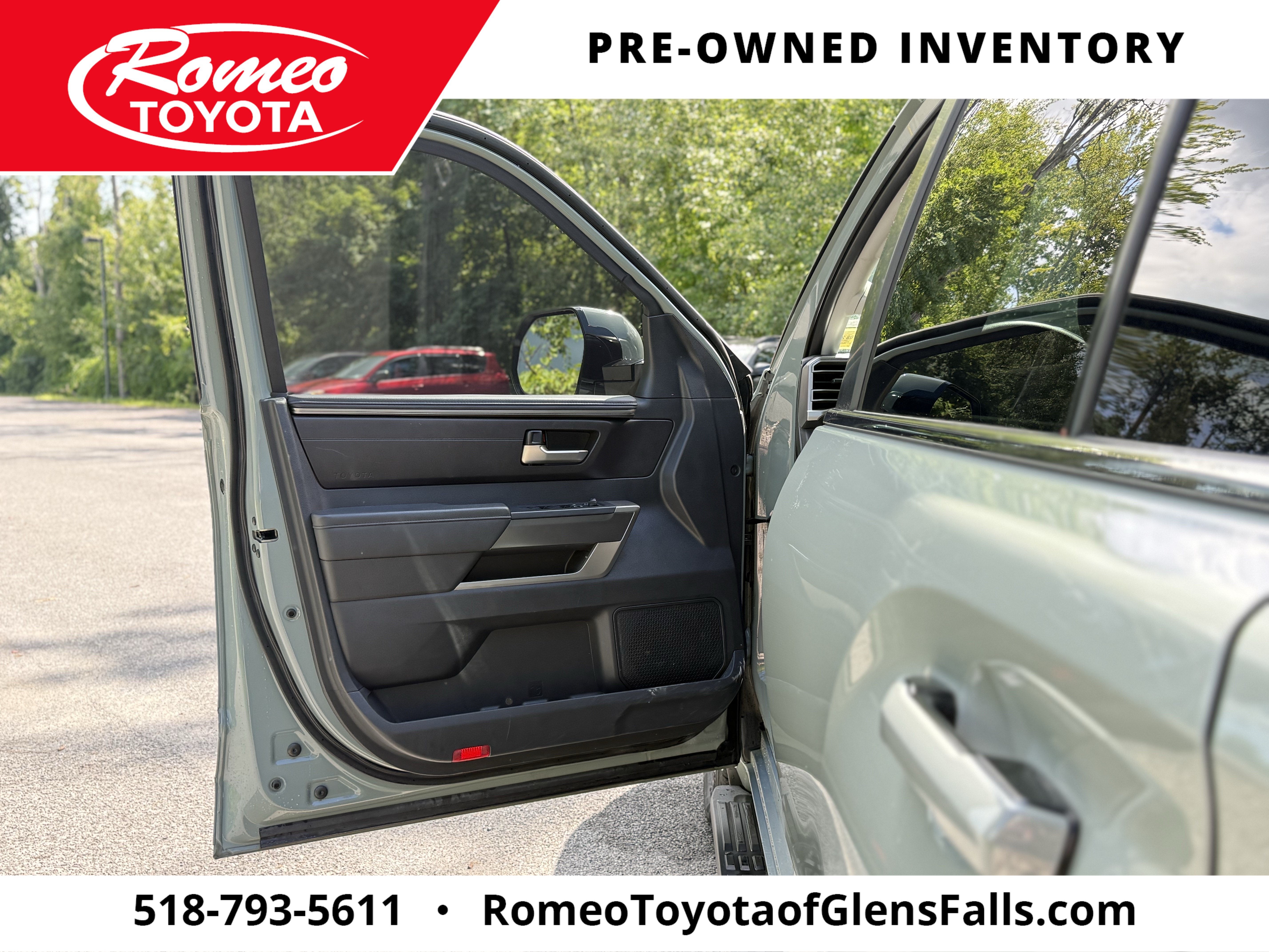 2024 Toyota Sequoia SR5