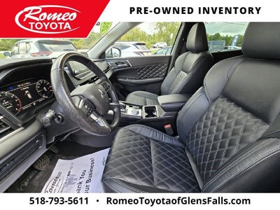 2023 Mitsubishi Outlander Base