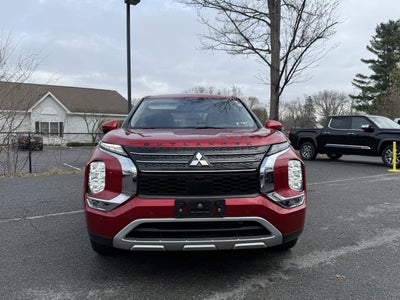2024 Mitsubishi Outlander SE