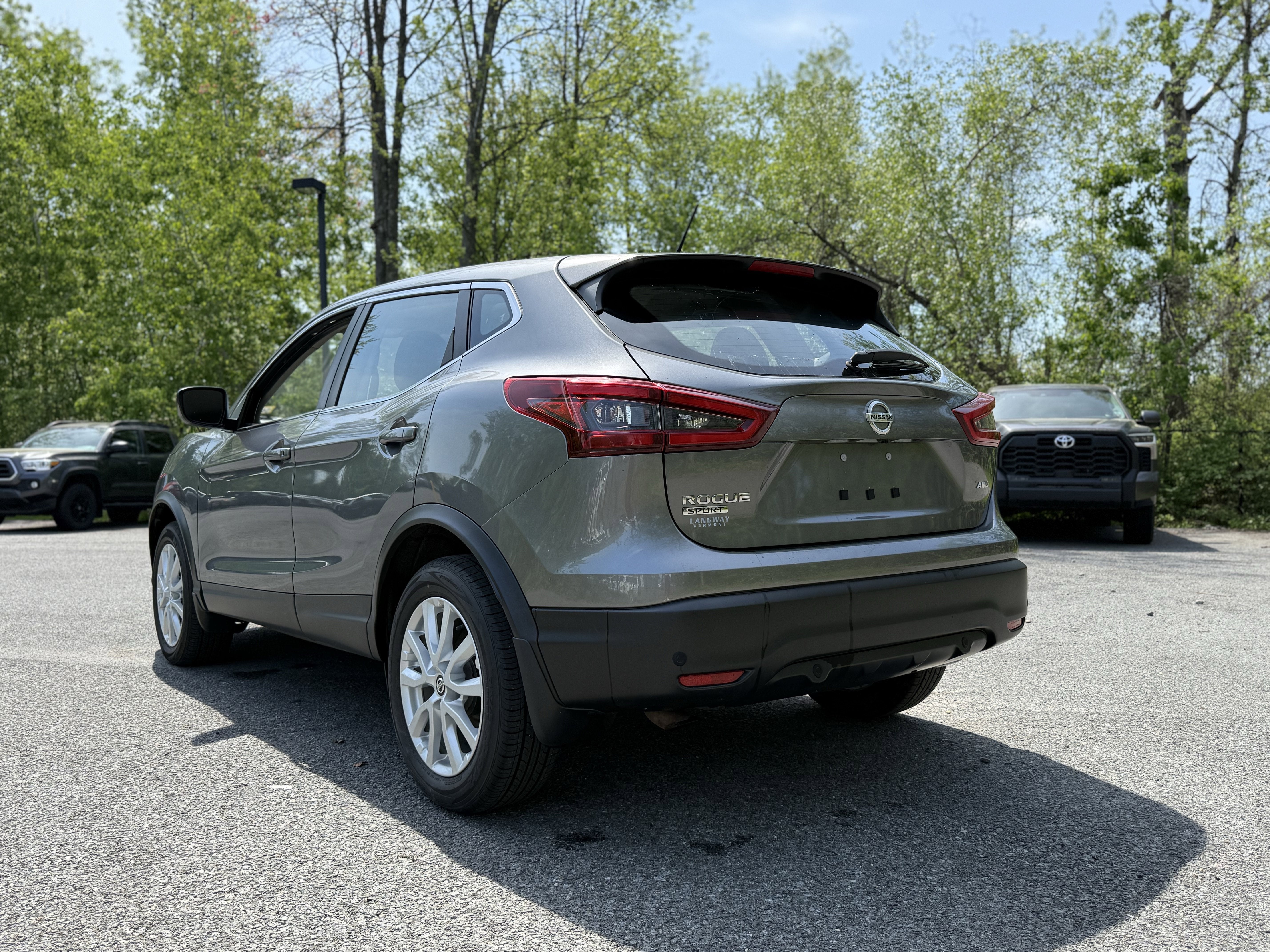 2022 Nissan Rogue Sport S