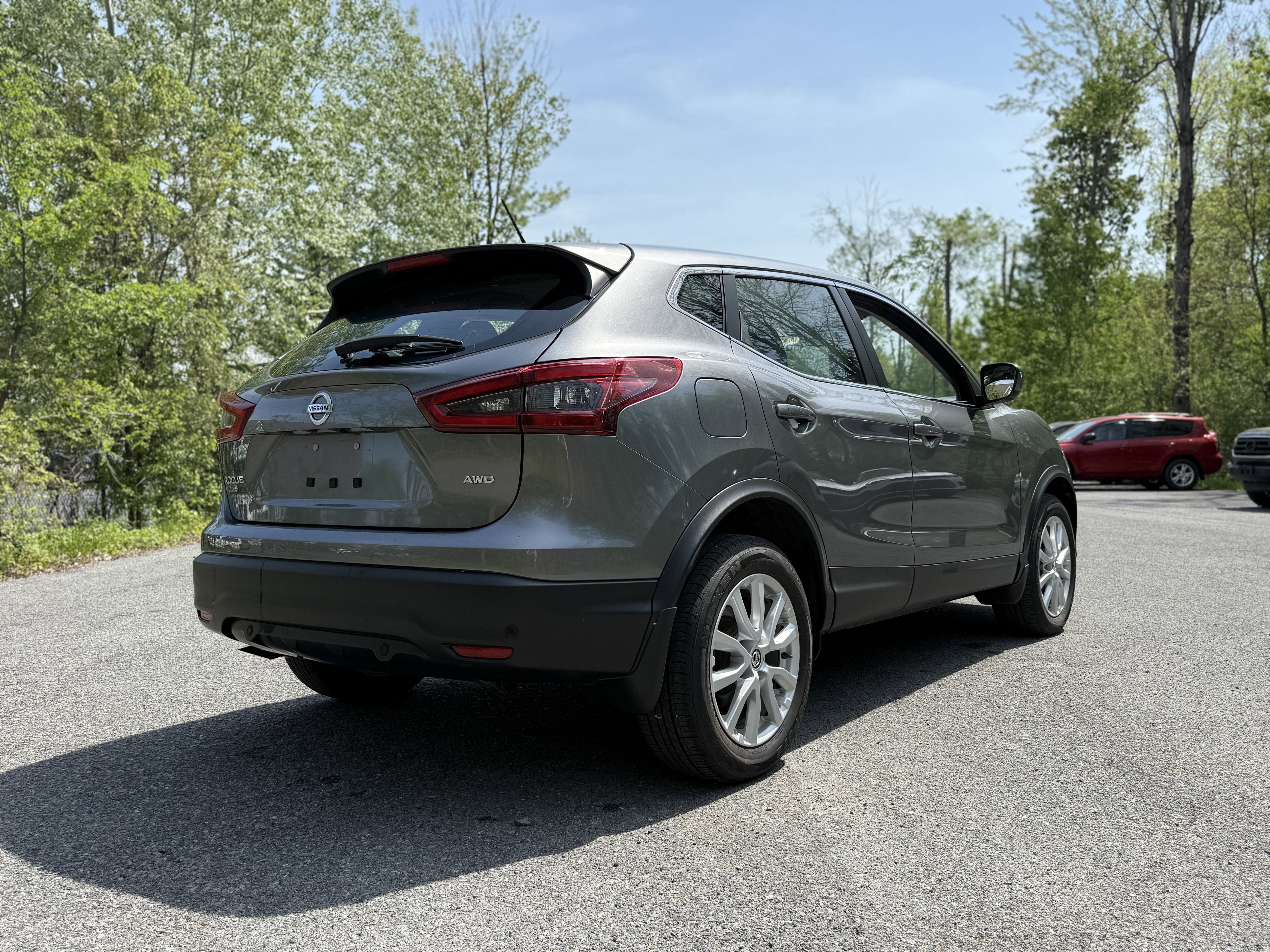 2022 Nissan Rogue Sport S