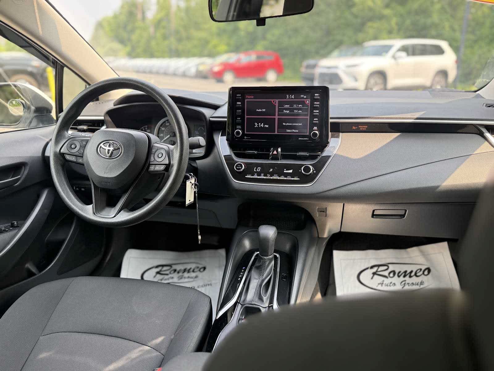 2022 Toyota Corolla LE