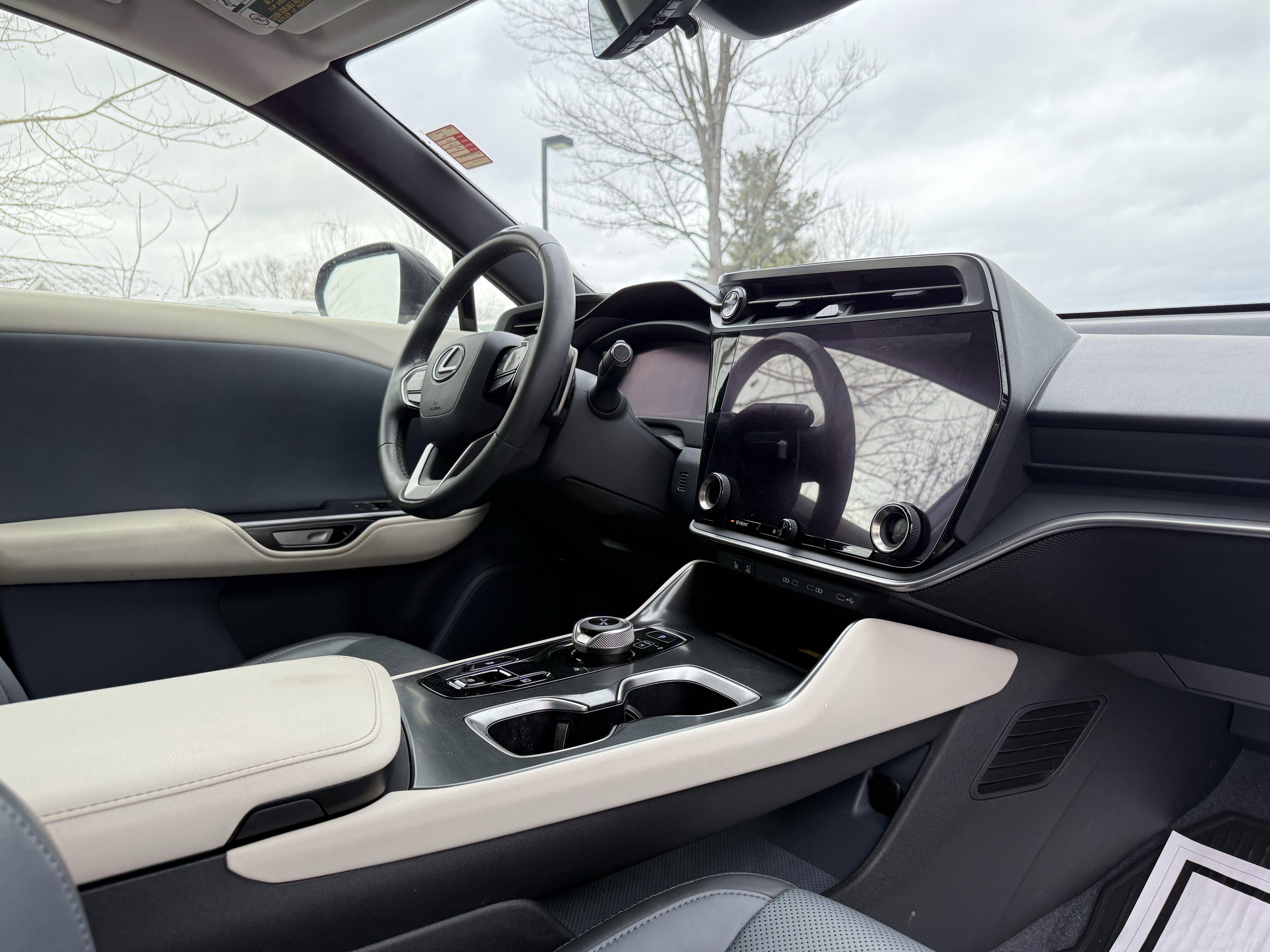 2023 Lexus RZ 450e Premium