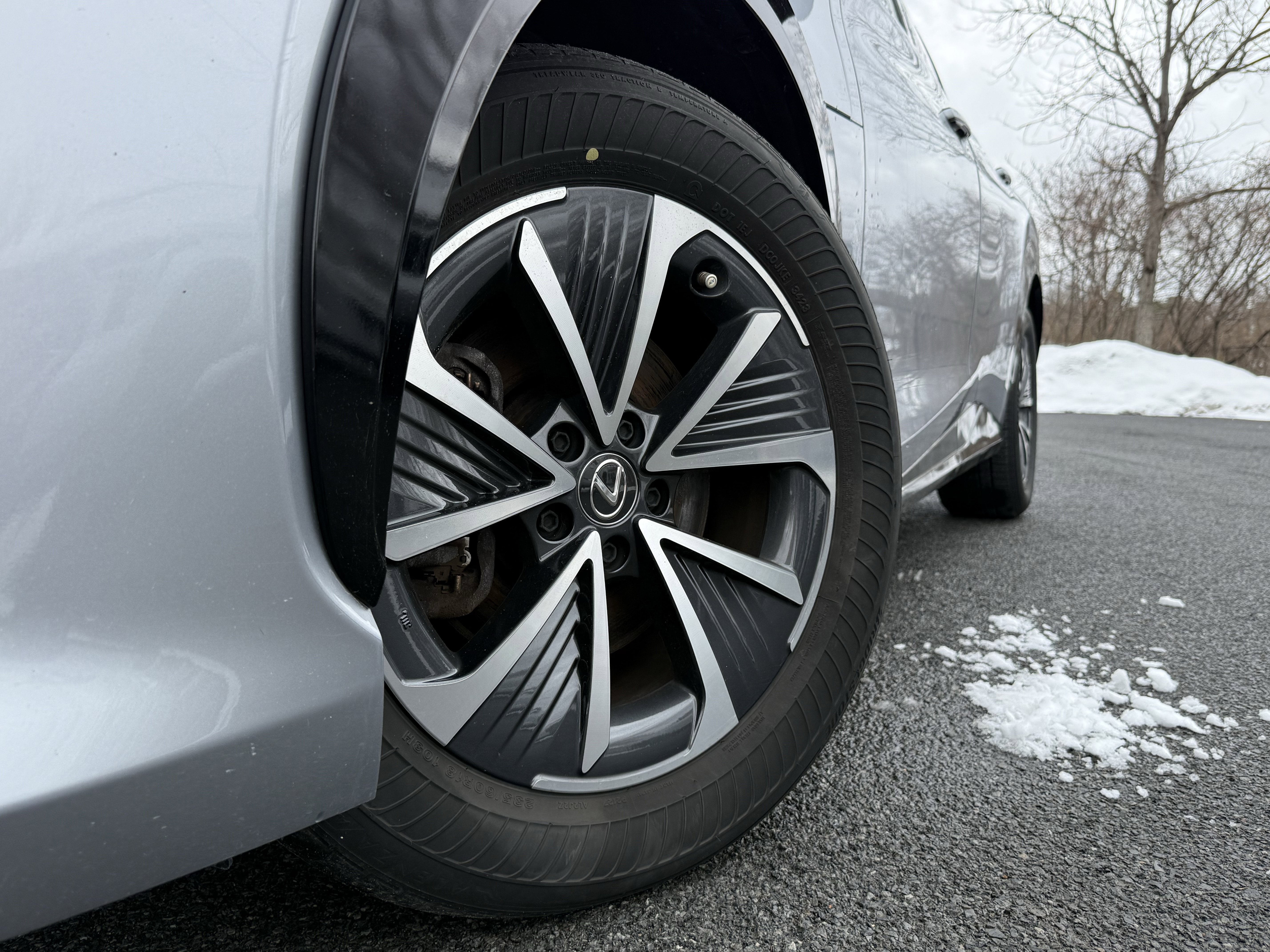 2023 Lexus RZ 450e Premium