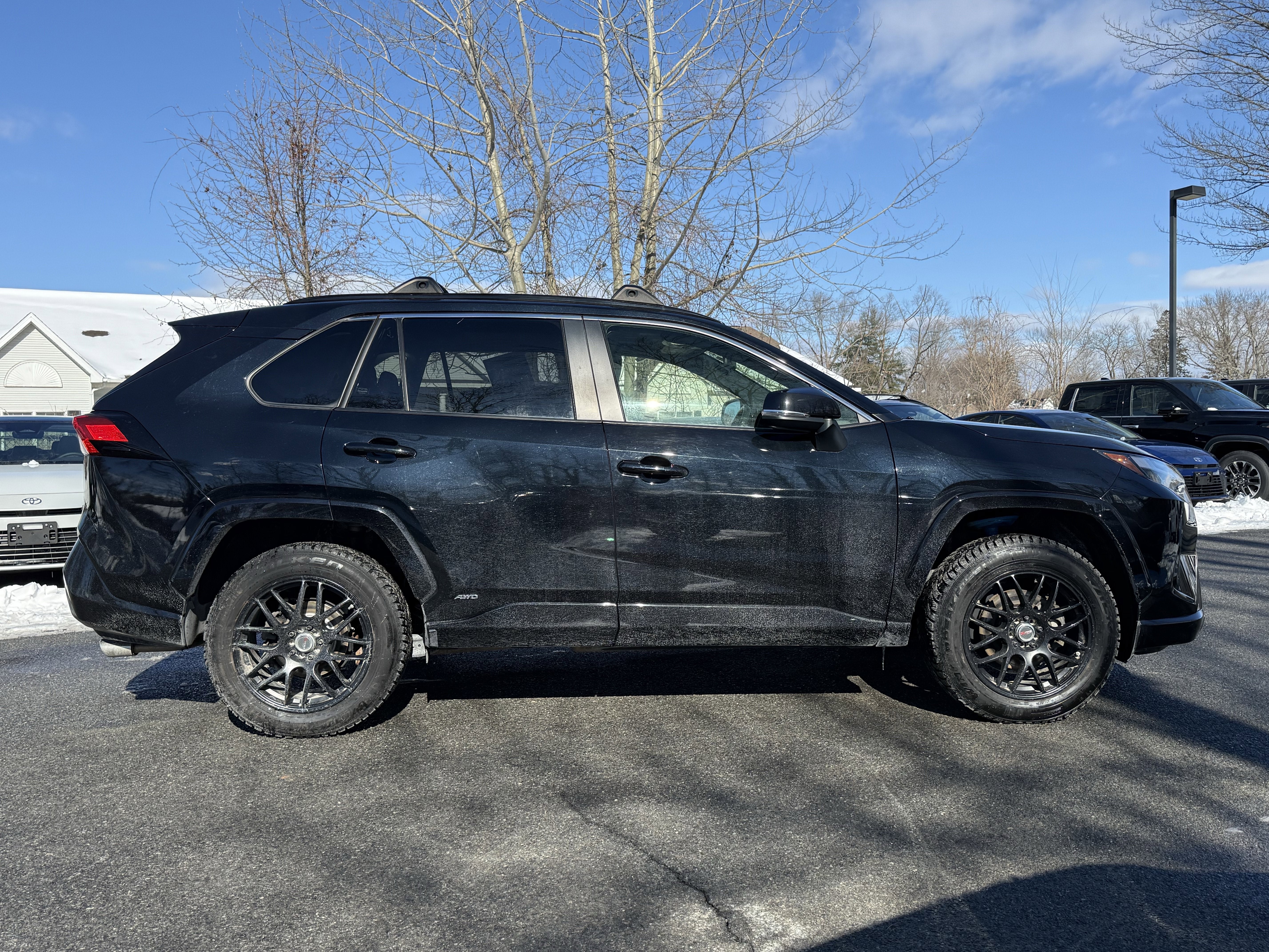 2022 Toyota RAV4 Hybrid SE