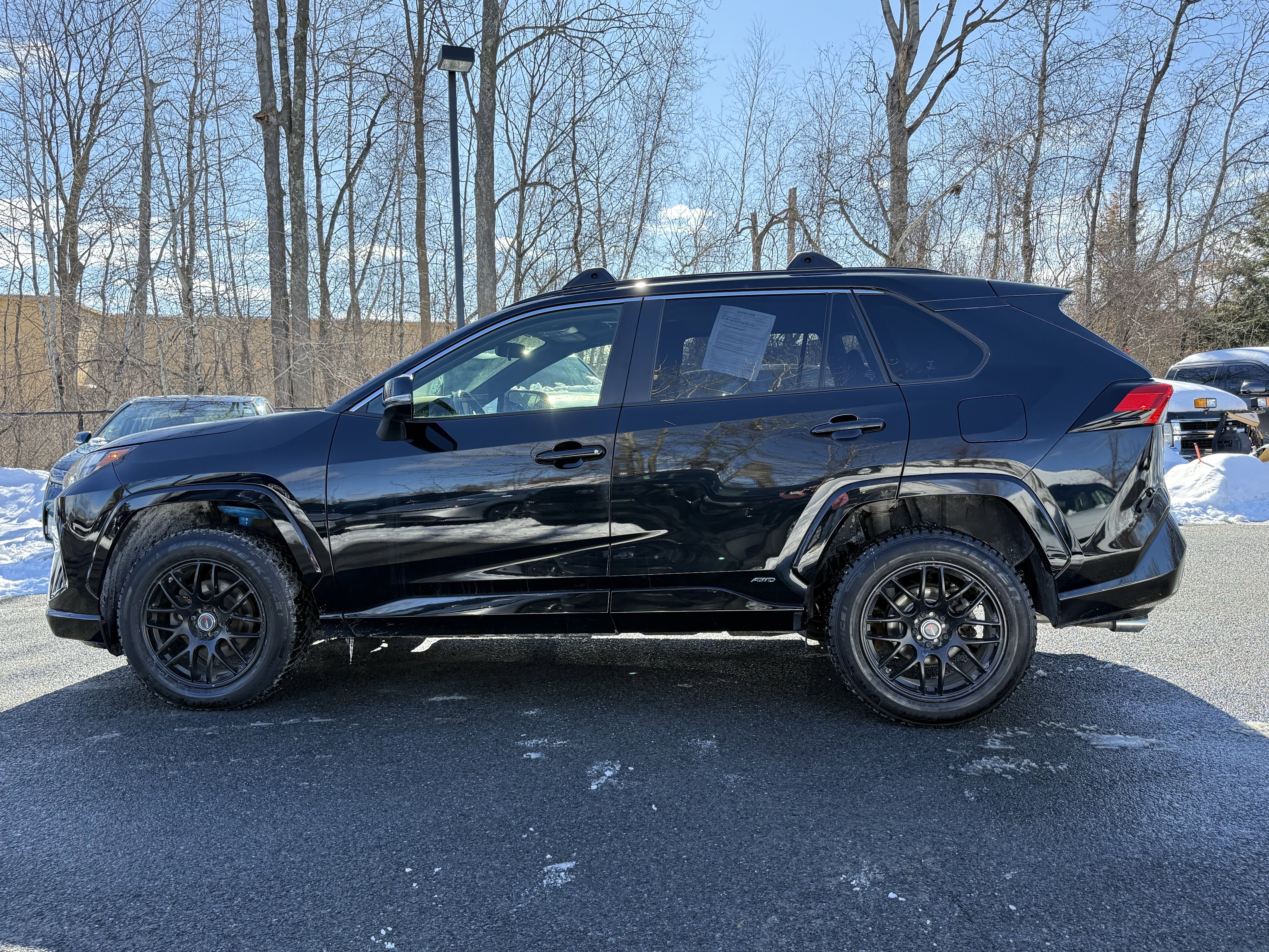 2022 Toyota RAV4 Hybrid SE