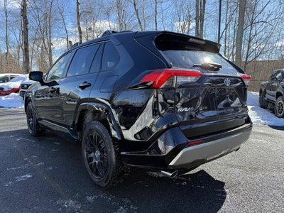 2022 Toyota RAV4 Hybrid SE