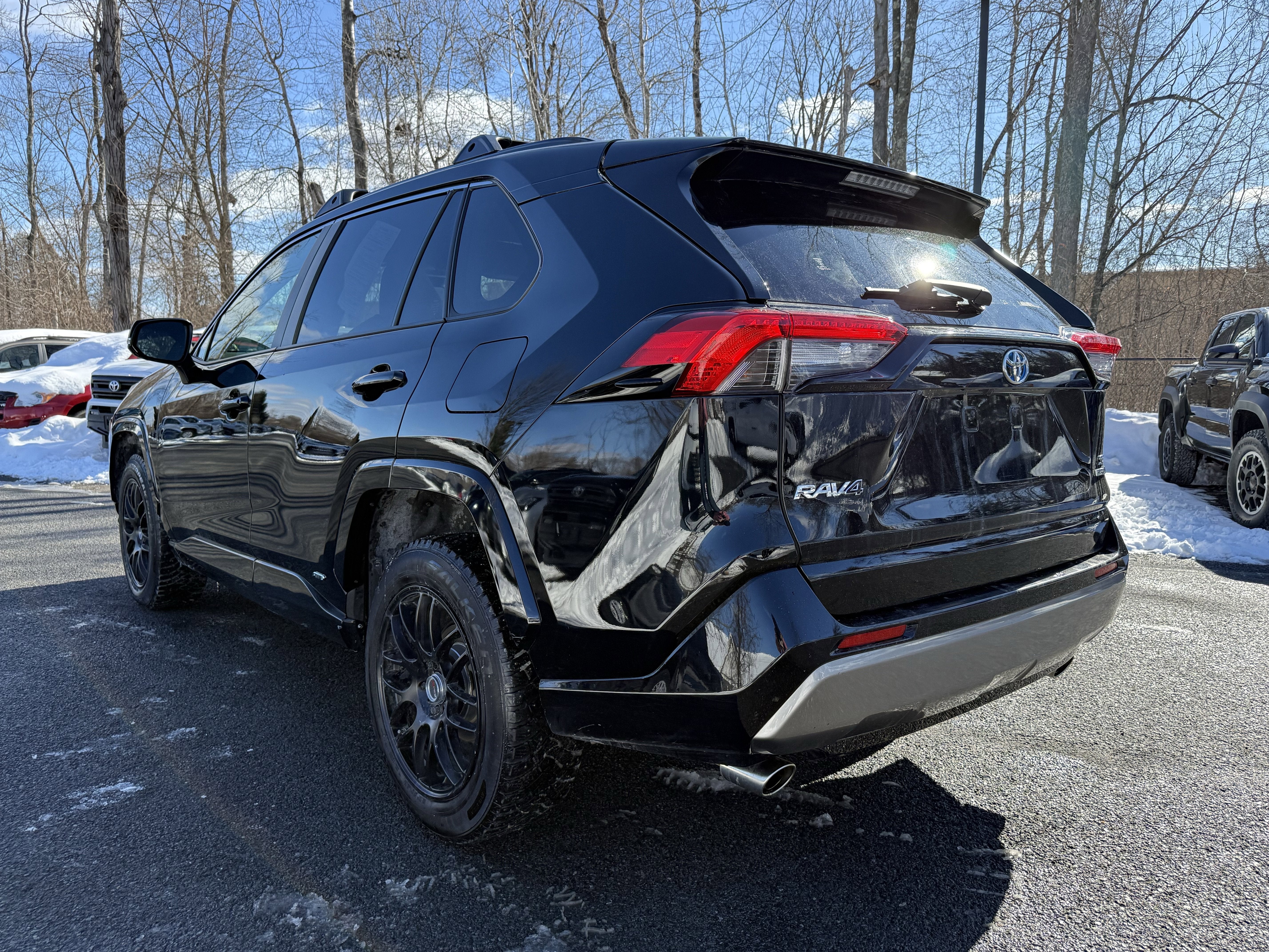 2022 Toyota RAV4 Hybrid SE