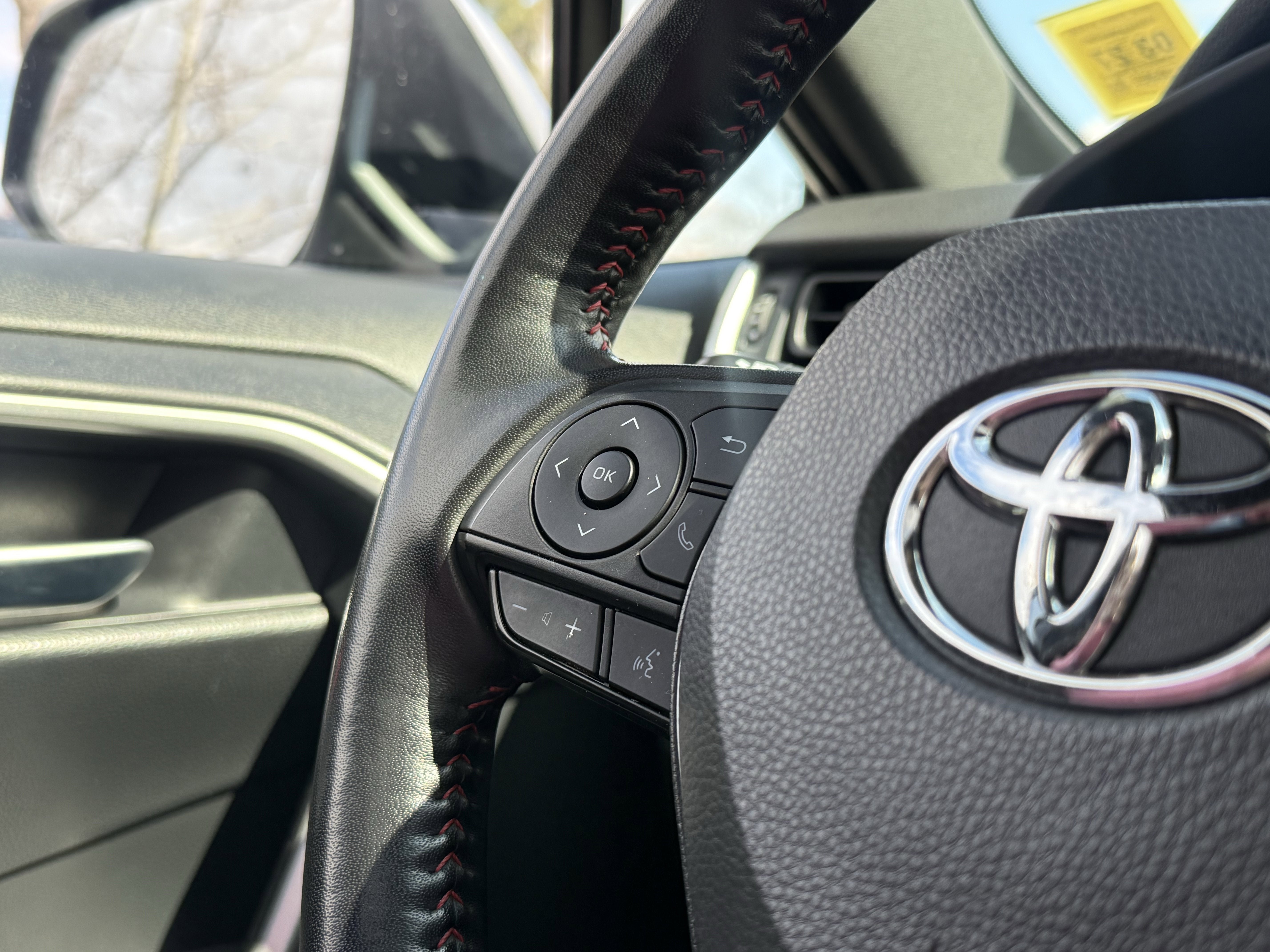 2023 Toyota RAV4 Prime SE