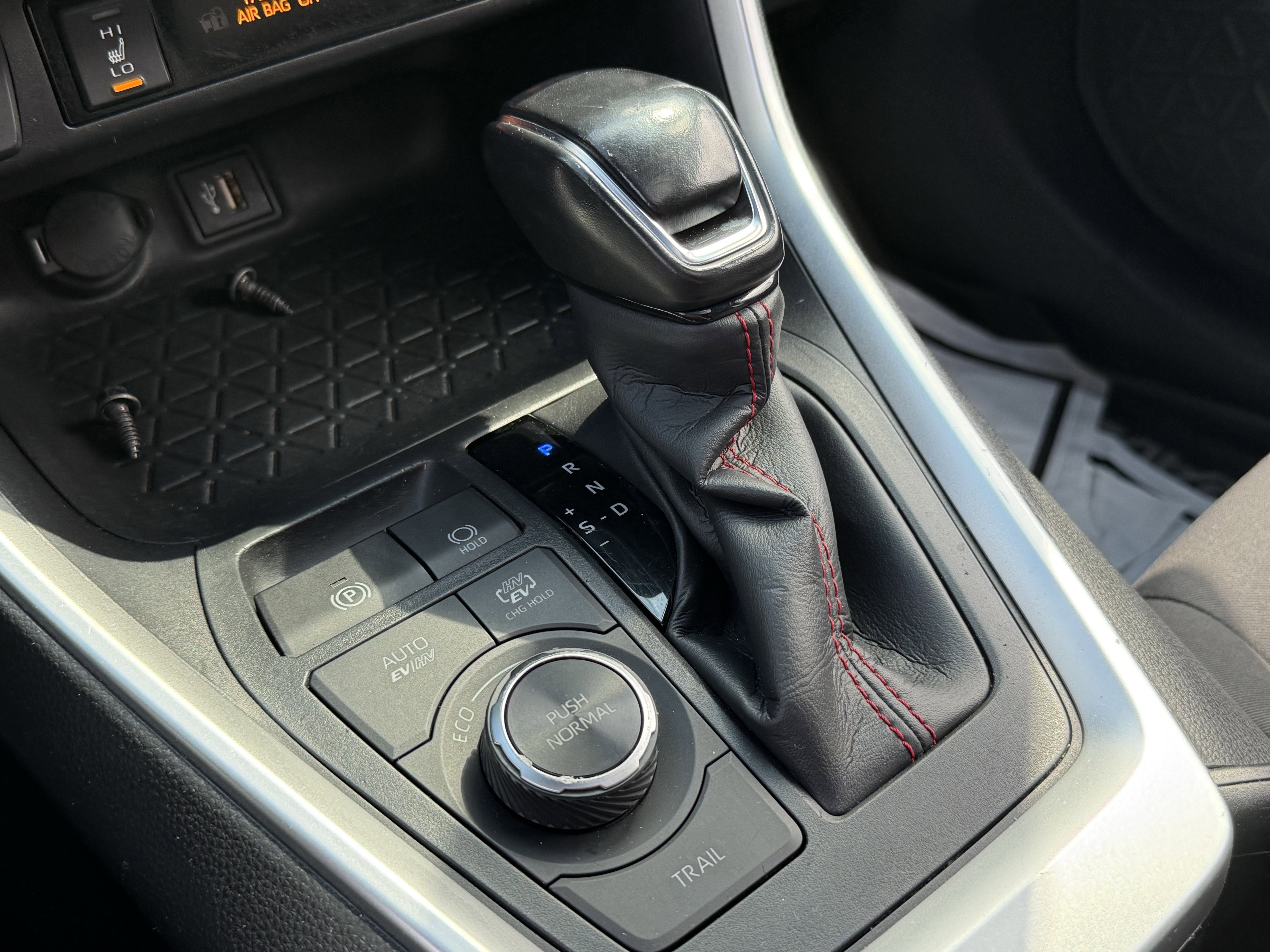 2023 Toyota RAV4 Prime SE