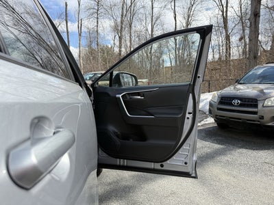 2023 Toyota RAV4 Prime SE