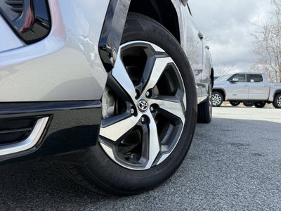 2023 Toyota RAV4 Prime SE