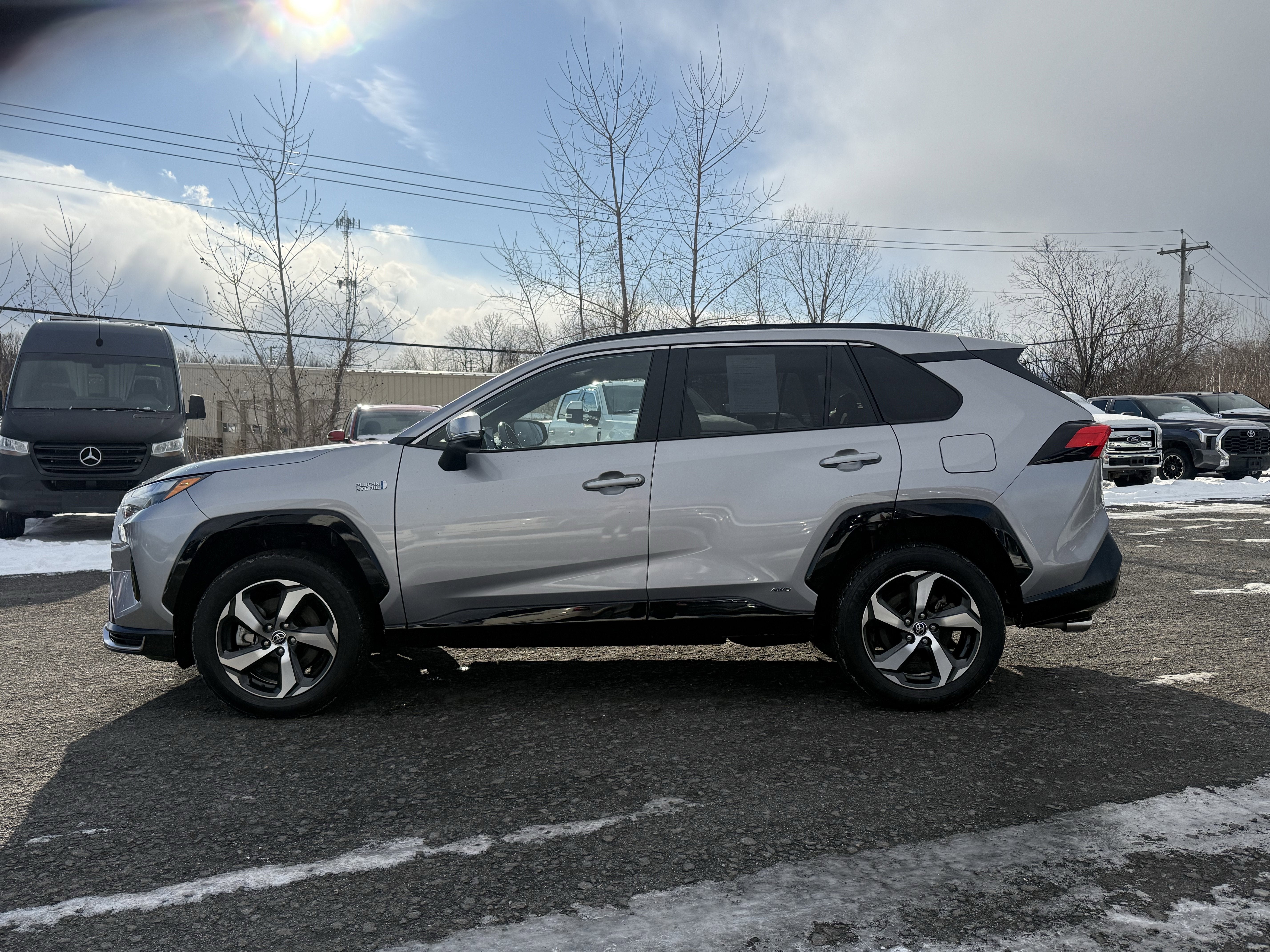 2023 Toyota RAV4 Prime SE